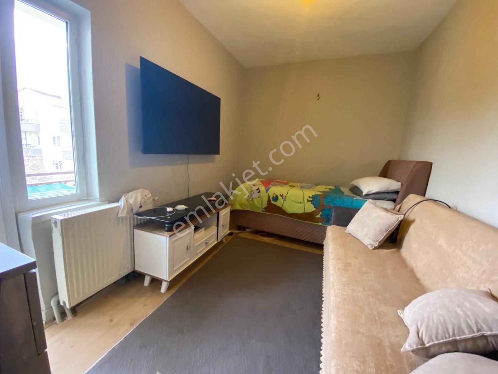 Sahibinden Şefkat Mahallesi Üst Kat 3+1 Ön Cepheli Önü Açık Yapılı Daire - Görsel 9