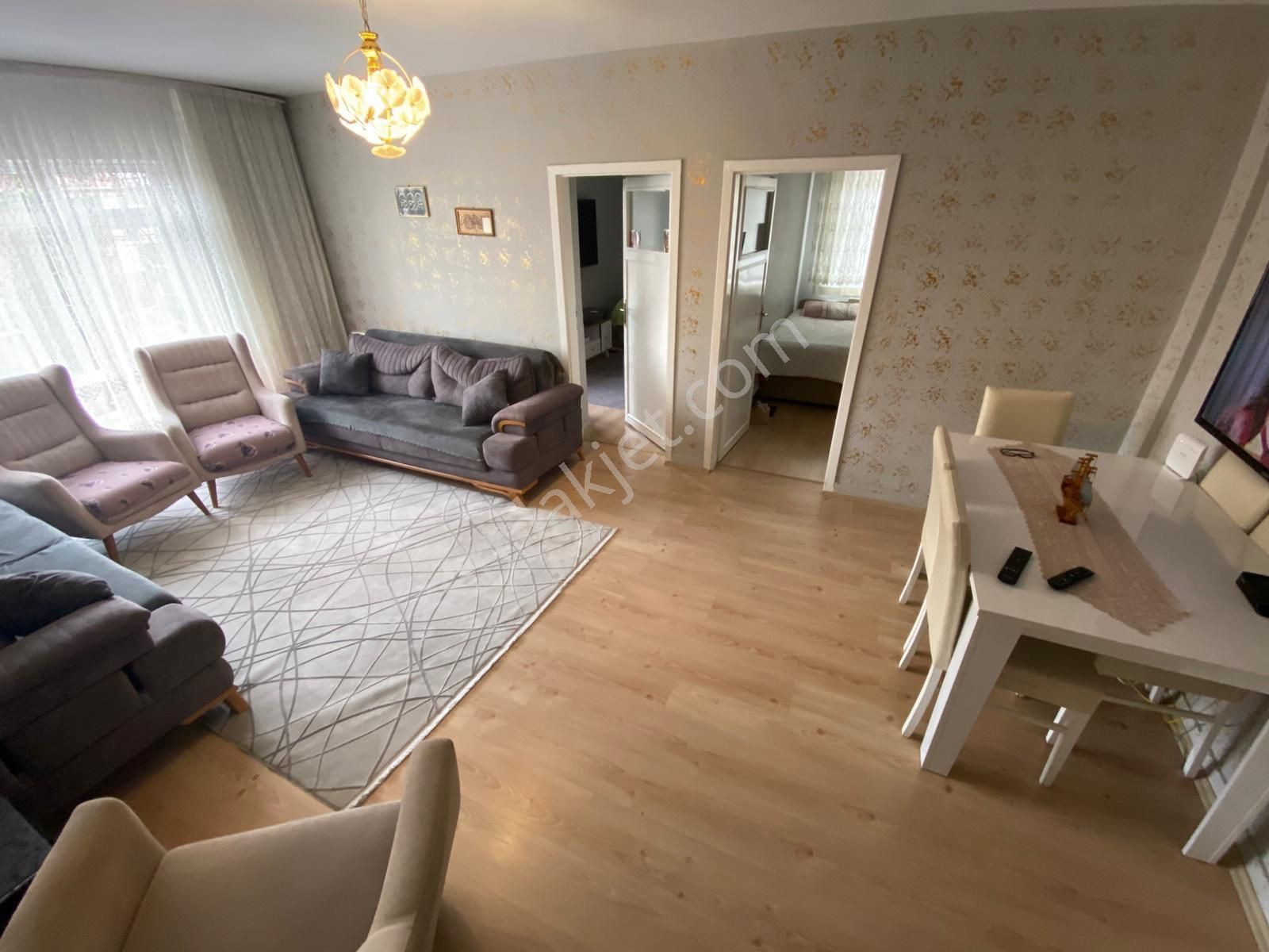 Sahibinden Şefkat Mahallesi Üst Kat 3+1 Ön Cepheli Önü Açık Yapılı Daire - Görsel 3