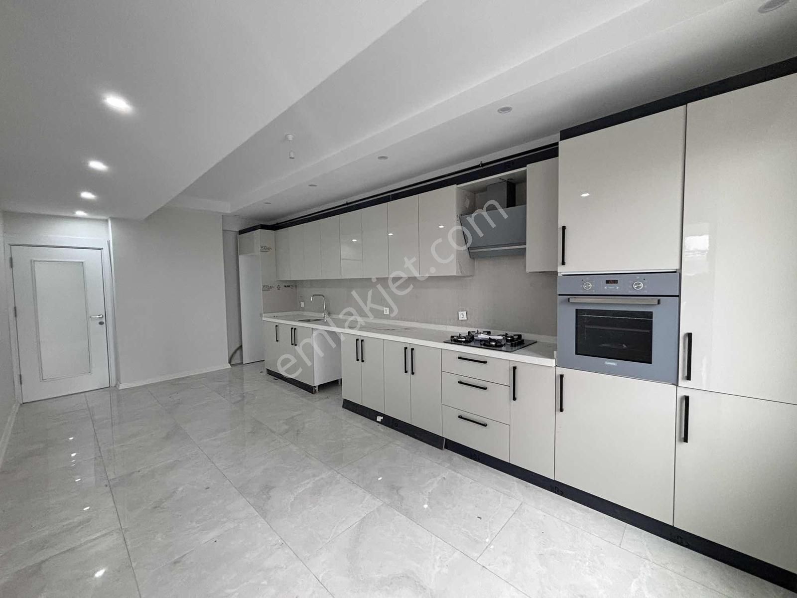 Fa Özbir'den 7/24 Güvenlikli Site İçi Muazzam Mutfaklı Lüx 2+1 - Görsel 31