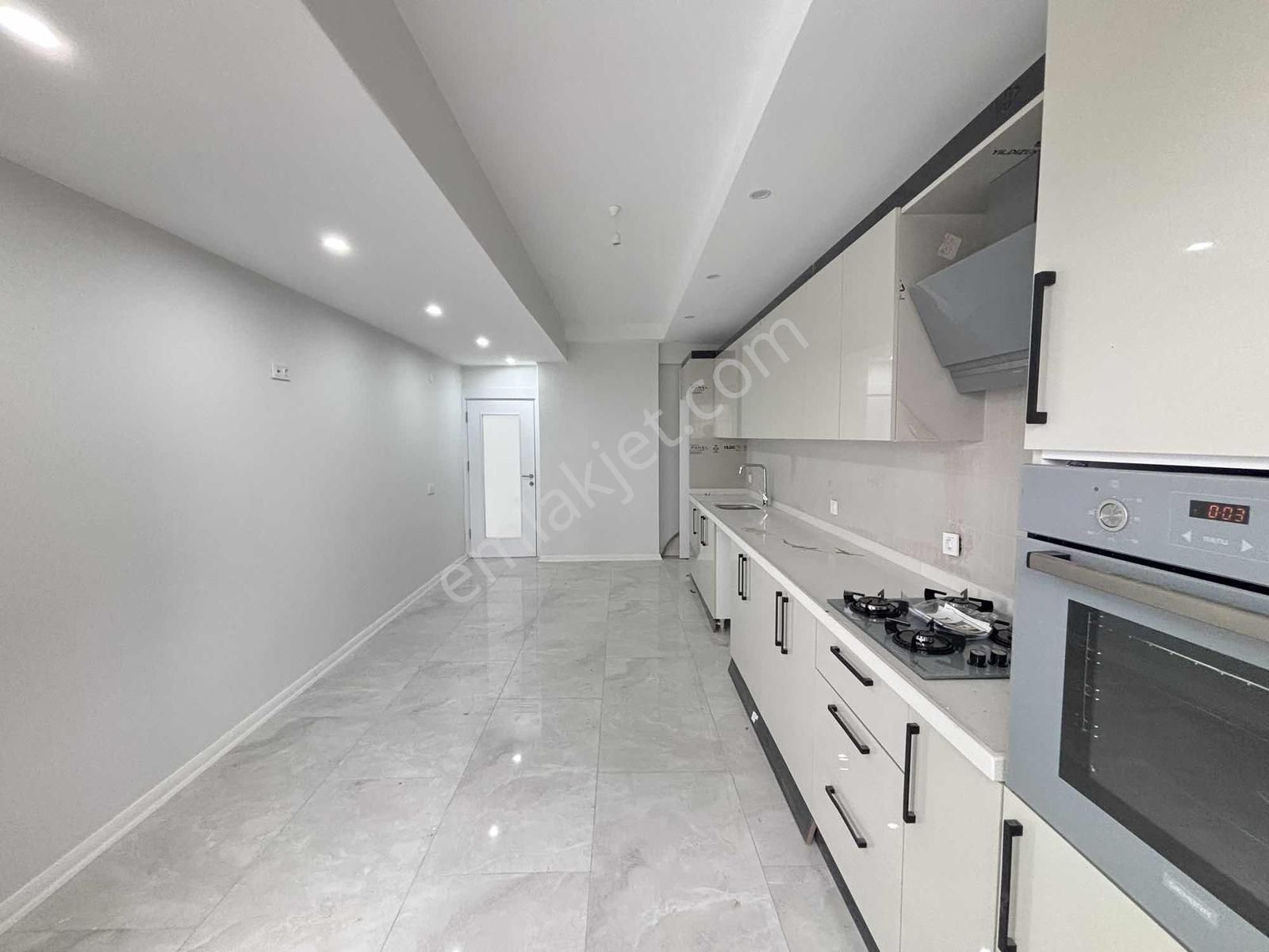 Fa Özbir'den 7/24 Güvenlikli Site İçi Muazzam Mutfaklı Lüx 2+1 - Görsel 20