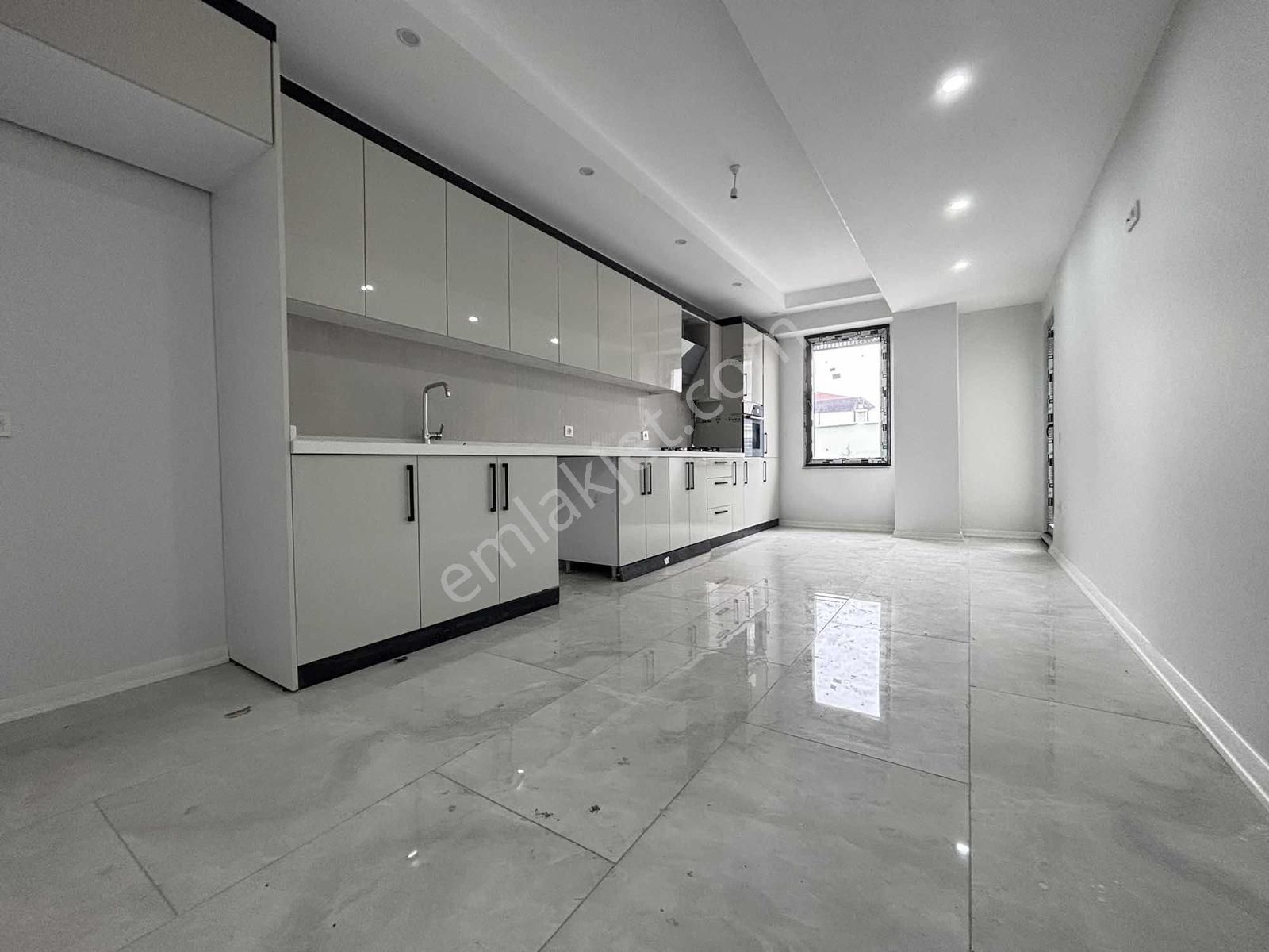 Fa Özbir'den 7/24 Güvenlikli Site İçi Muazzam Mutfaklı Lüx 2+1 - Görsel 24