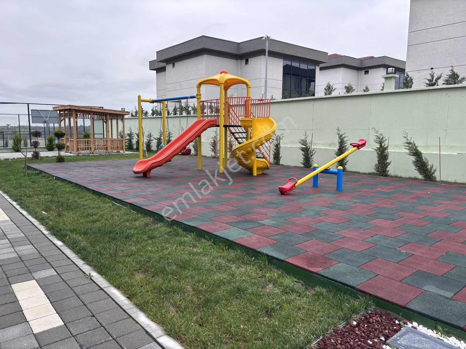 Fa Özbir'den 7/24 Güvenlikli Site İçi Muazzam Mutfaklı Lüx 2+1 - Görsel 18