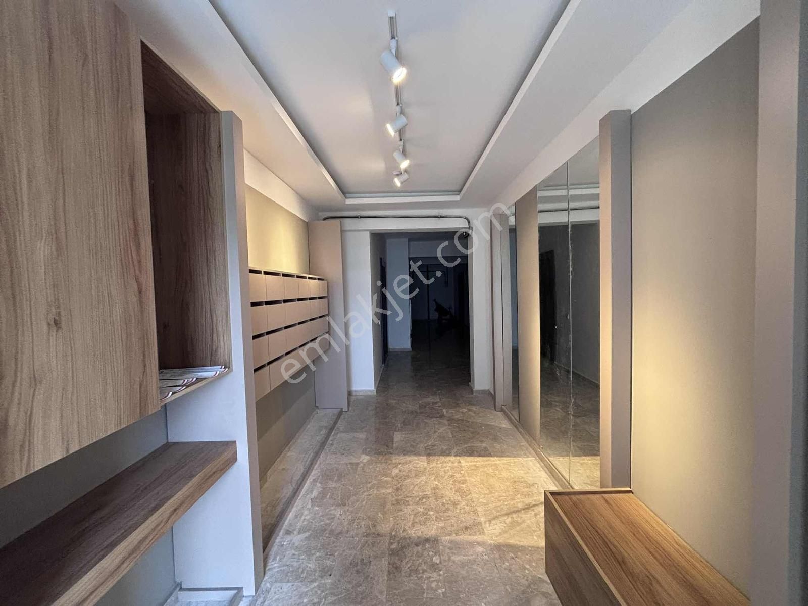 Fa Özbir'den 7/24 Güvenlikli Site İçi Muazzam Mutfaklı Lüx 2+1 - Görsel 15