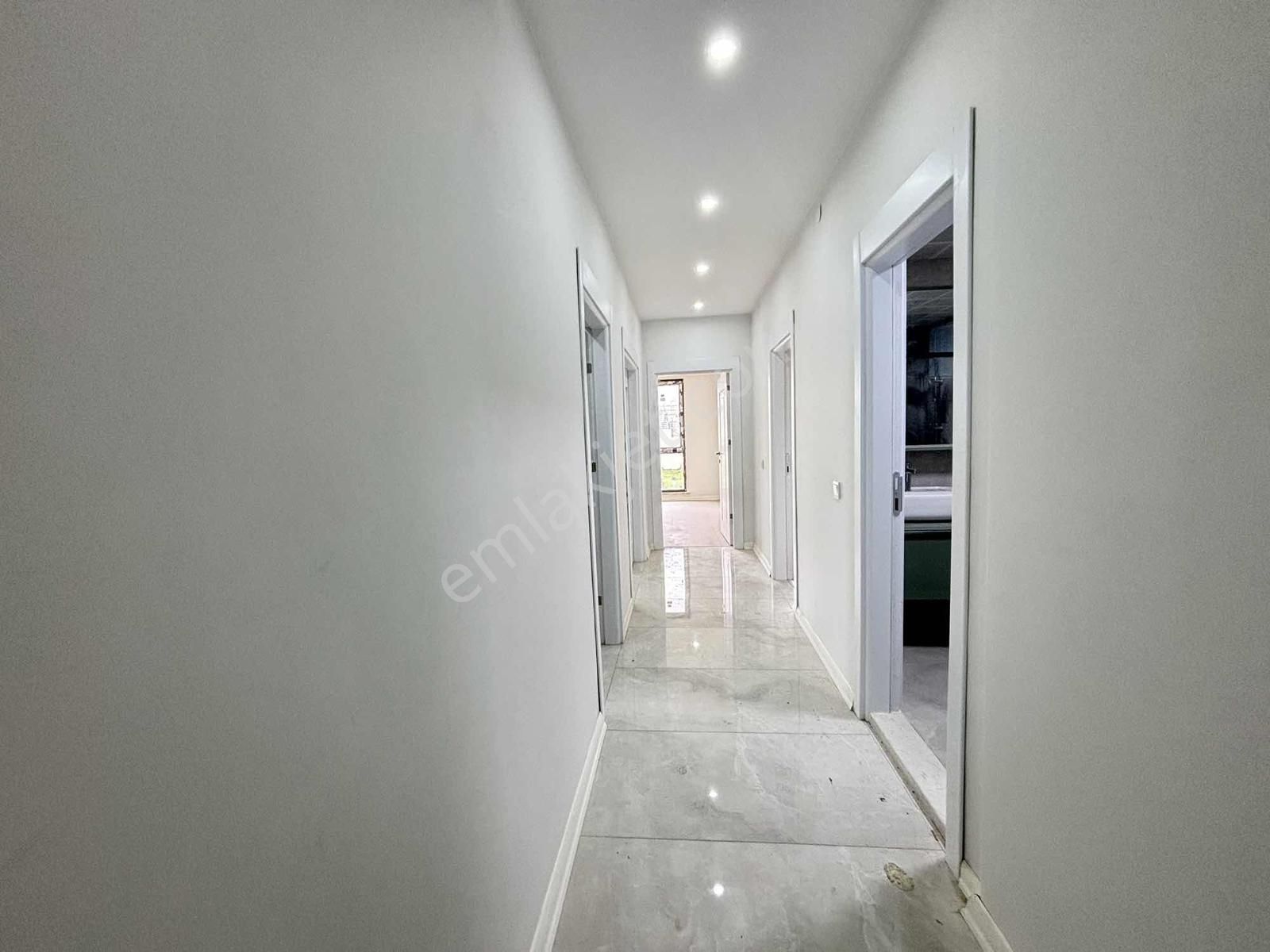 Fa Özbir'den 7/24 Güvenlikli Site İçi Muazzam Mutfaklı Lüx 2+1 - Görsel 14