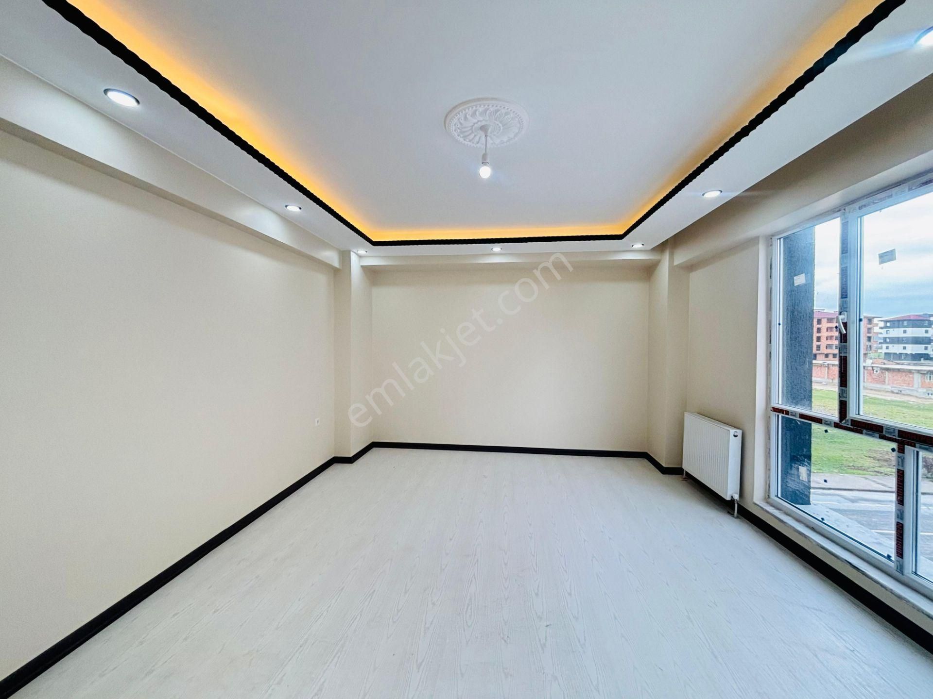 Güven'den Çerkezköy'de Servis Durakları Yanı Ön Cephe 2+1 Daire - Görsel 3