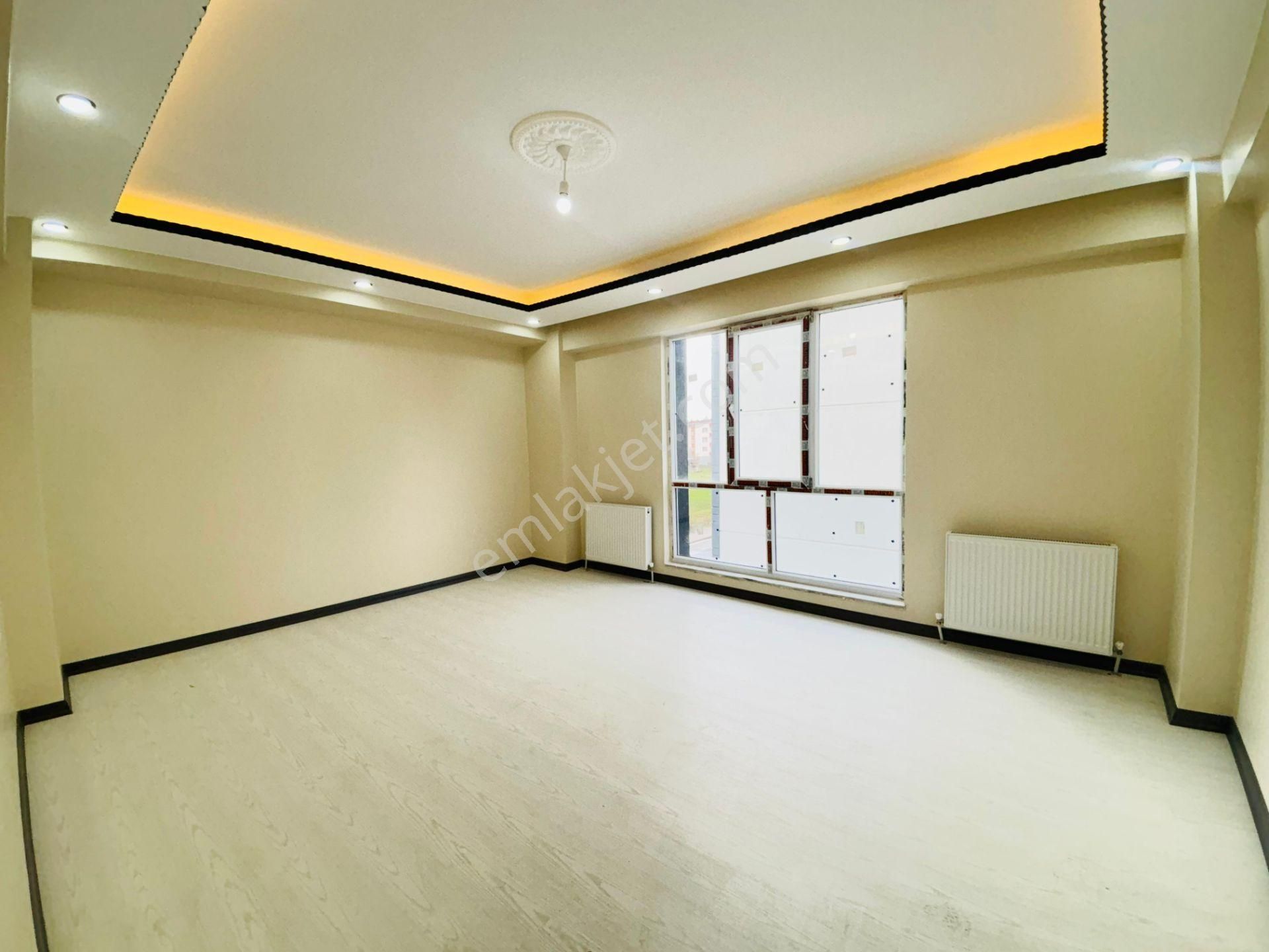 Güven'den Çerkezköy'de Servis Durakları Yanı Ön Cephe 2+1 Daire - Görsel 4