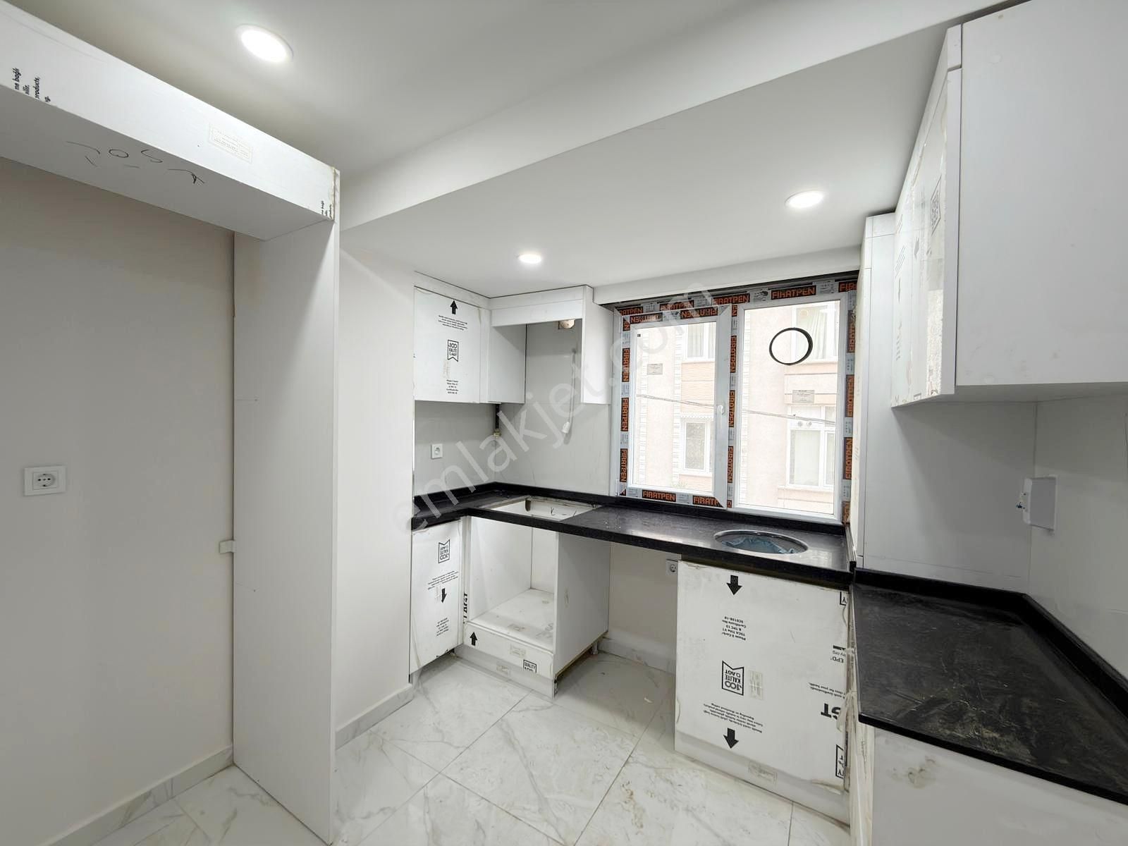 Salih Emlak 'tan Güney Cephe Sıfır 2+1 Her Katta Daireler - Görsel 6