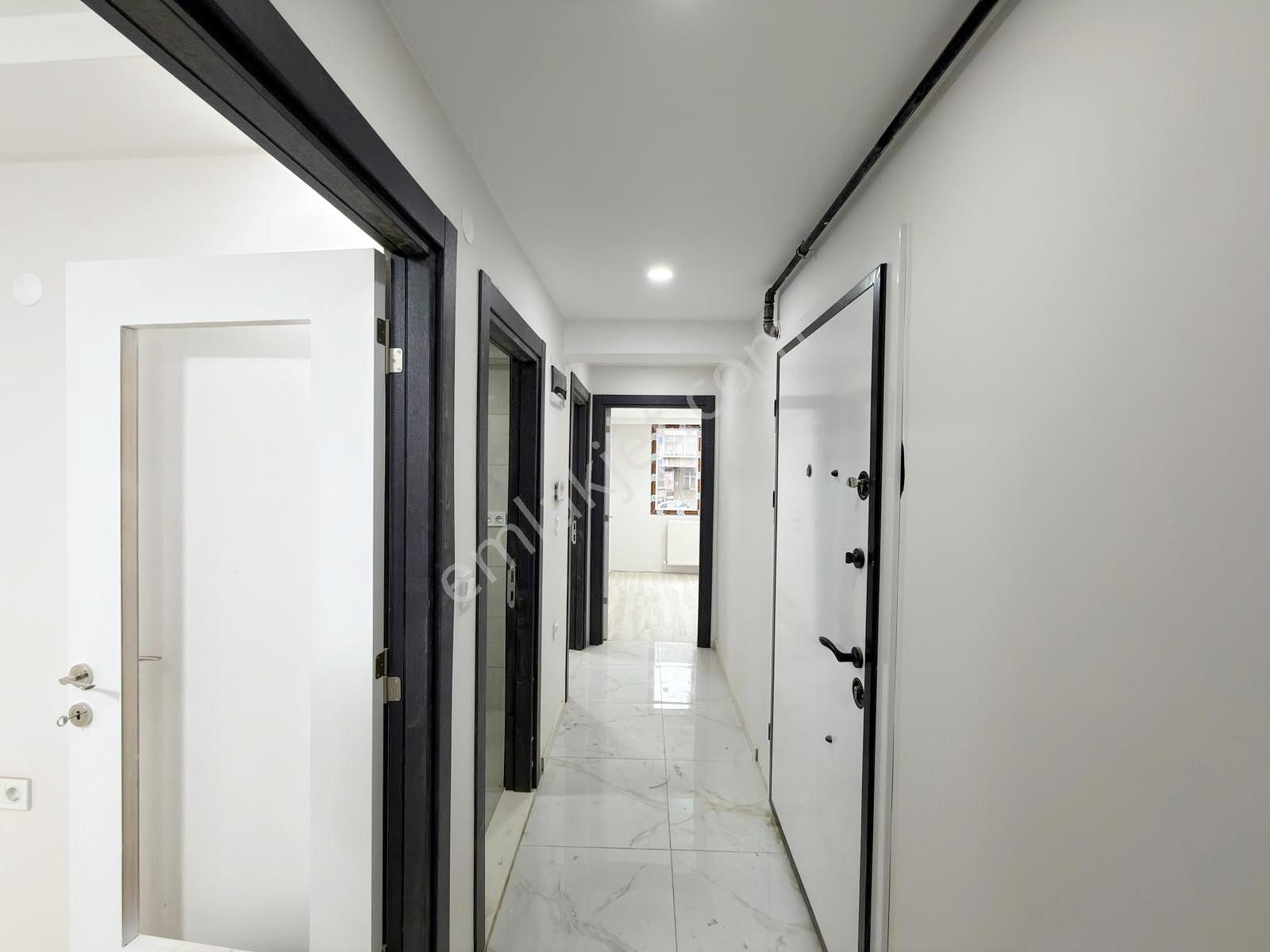 Salih Emlak 'tan Güney Cephe Sıfır 2+1 Her Katta Daireler - Görsel 9