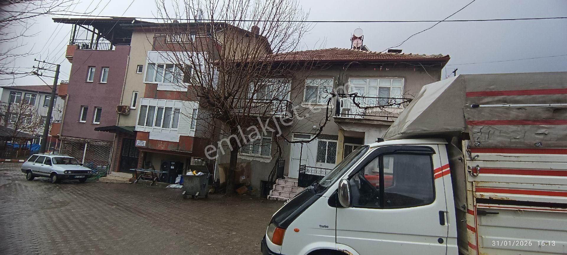 Erdoğmuş'da Satılık 2 Katlı Köyevi - Görsel 8