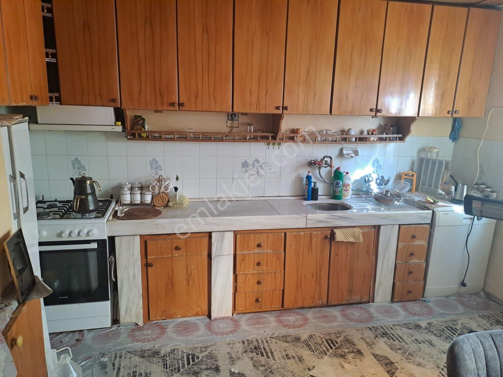 Erdoğmuş'da Satılık 2 Katlı Köyevi - Görsel 6