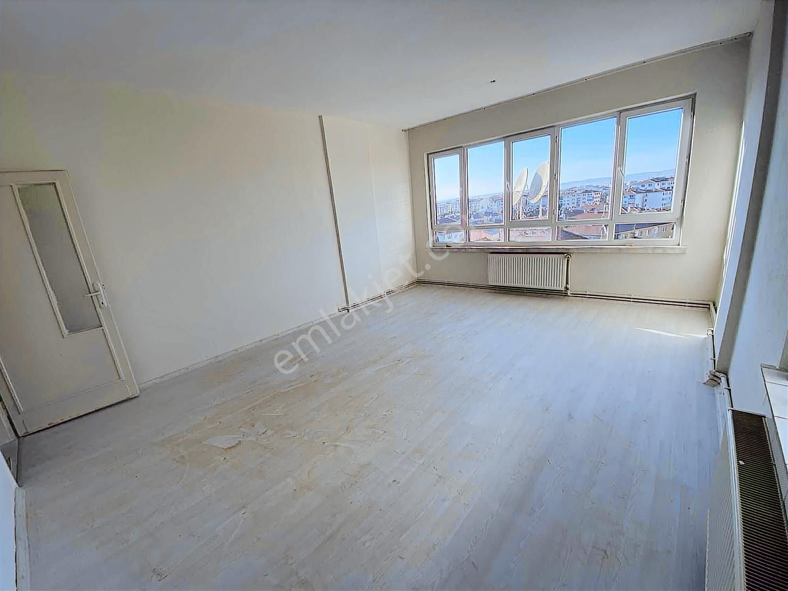 Kr Unity Den Cadde Yakını Asansörlü Arakat 3+1 Satılık Daire - Görsel 2