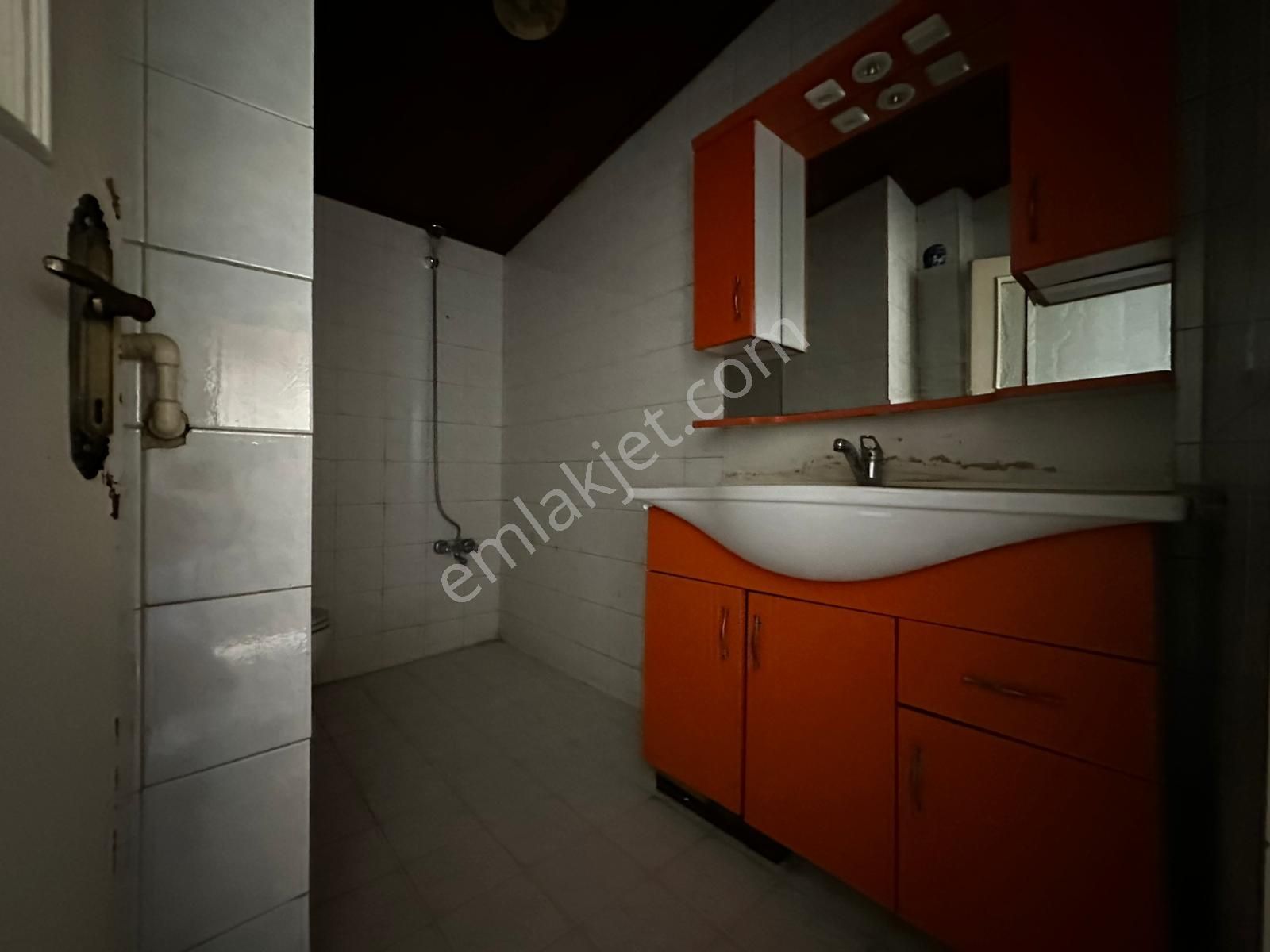 Fatih Mah Türkiye Emlak Çatı Katı 2+1 Kiralık 120m2 Daire - Görsel 11