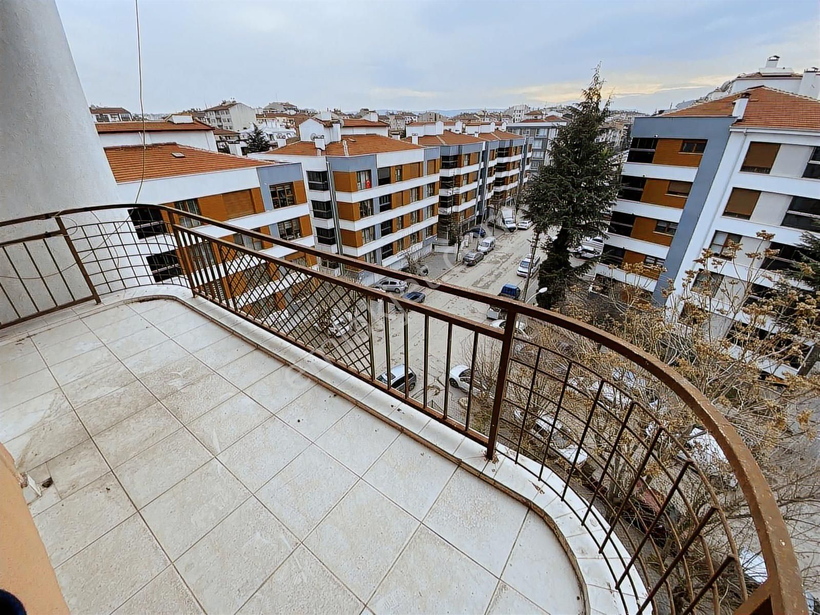 Kr Unity Den Vişnelik Mah. Ara Kat Asansörlü Satılık 3+1 Daire - Görsel 26