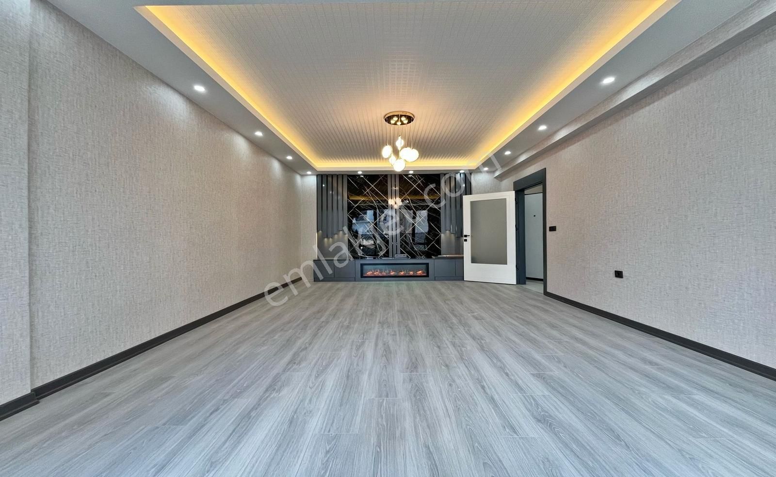 Keçiören'de Full+full Yapılı İskanlı Katta Sıfır 3+1 Daire - Görsel 23