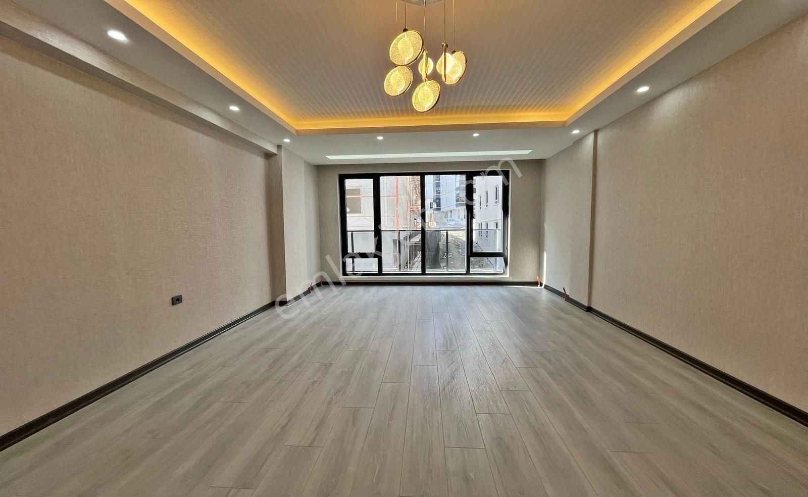 Keçiören'de Full+full Yapılı İskanlı Katta Sıfır 3+1 Daire - Görsel 29