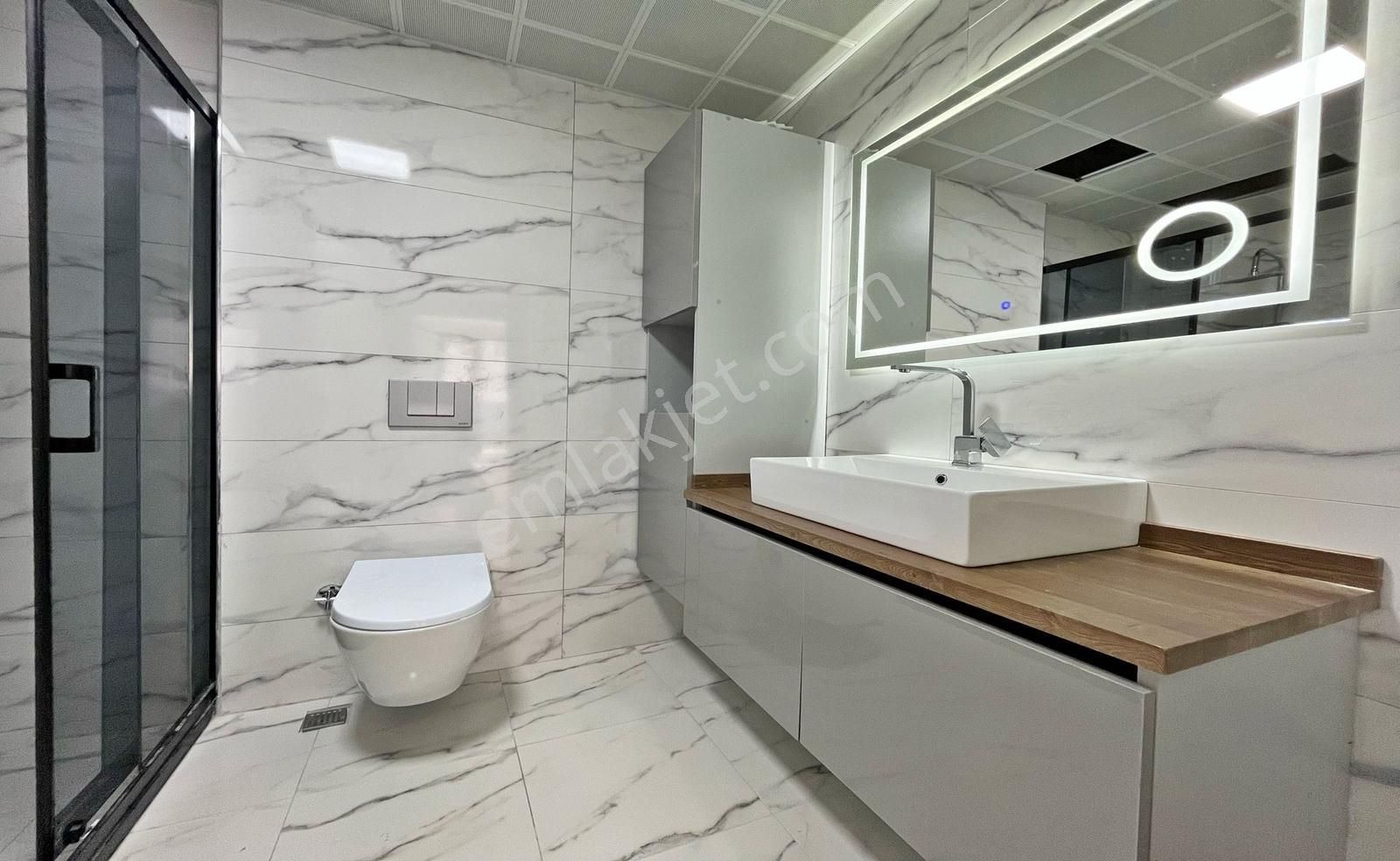 Keçiören'de Full+full Yapılı İskanlı Katta Sıfır 3+1 Daire - Görsel 8