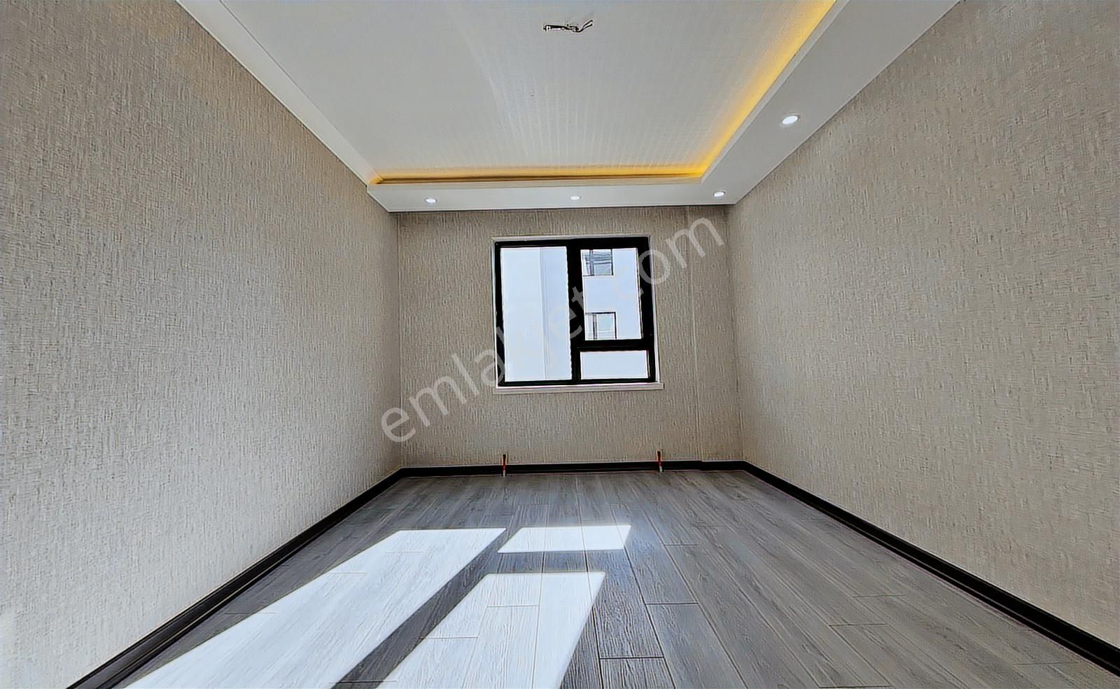 Keçiören'de Full+full Yapılı İskanlı Katta Sıfır 3+1 Daire - Görsel 13