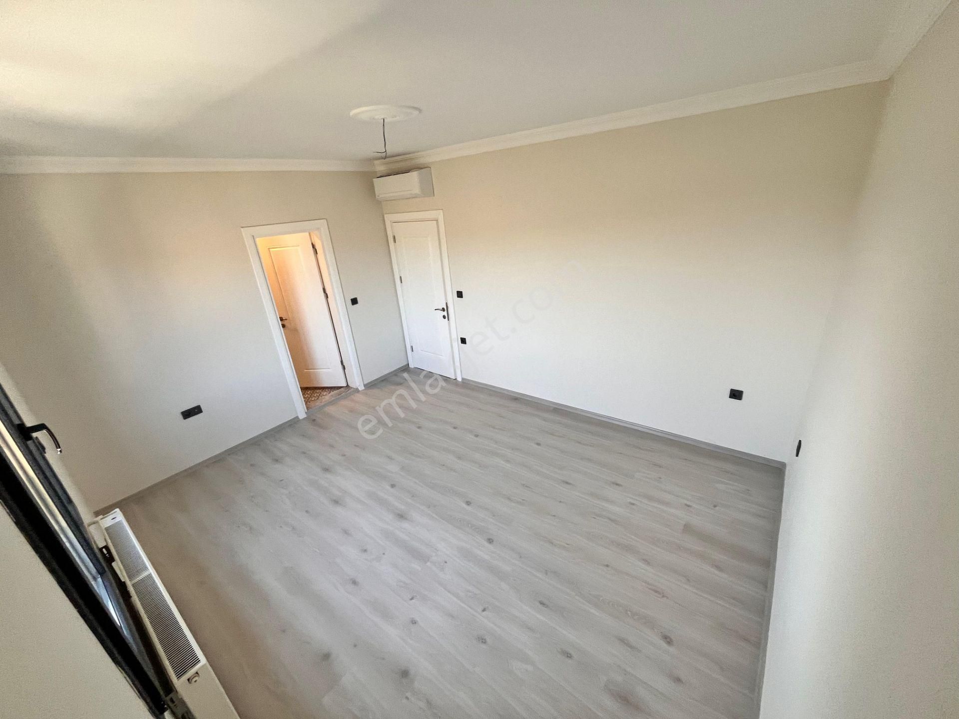 Sadece Parstan Zeytinlide Çay Manzaralı Lüks Satılık 4+1 Villa - Görsel 6