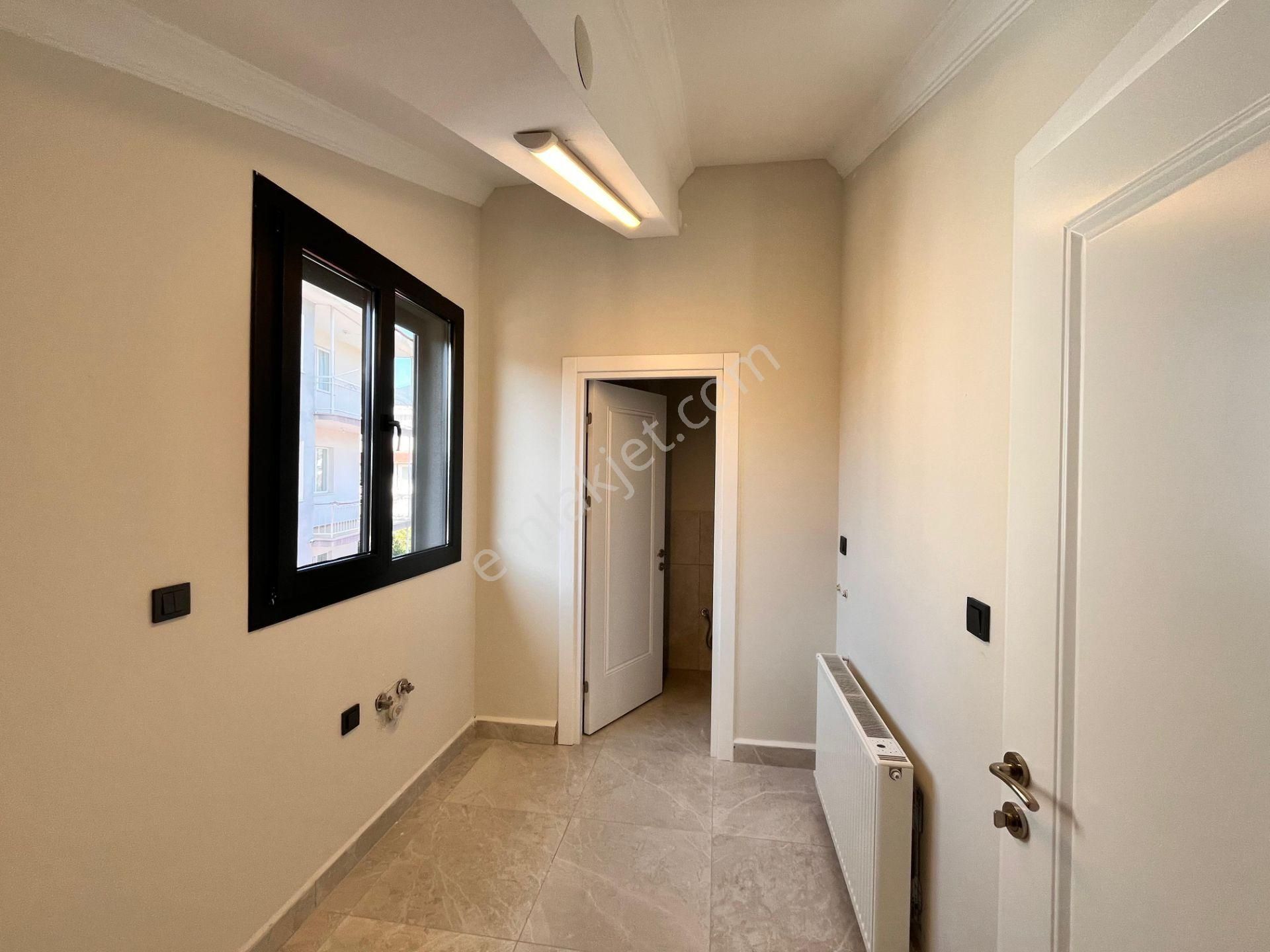 Sadece Parstan Zeytinlide Çay Manzaralı Lüks Satılık 4+1 Villa - Görsel 7