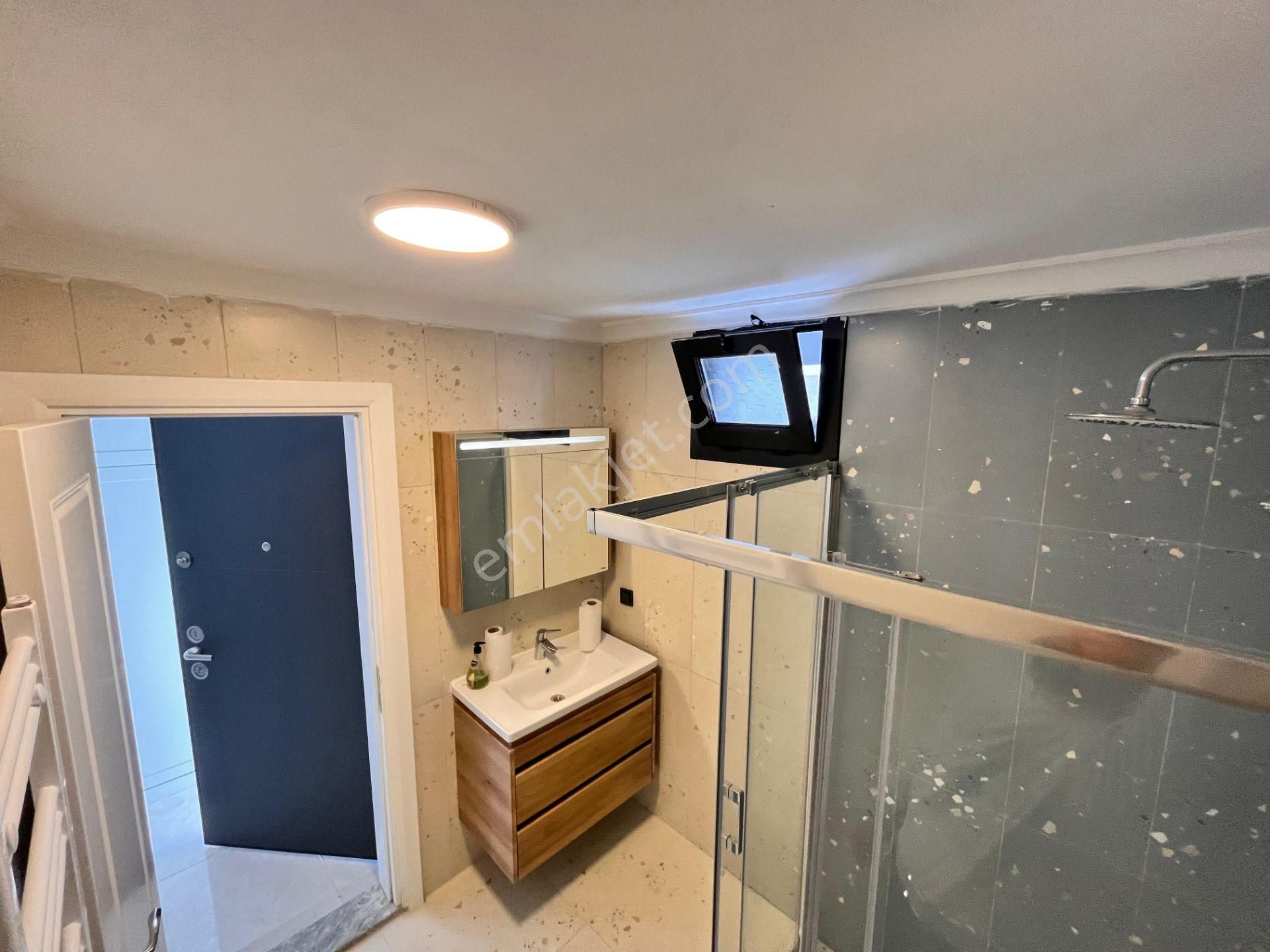 Sadece Parstan Zeytinlide Çay Manzaralı Lüks Satılık 4+1 Villa - Görsel 11