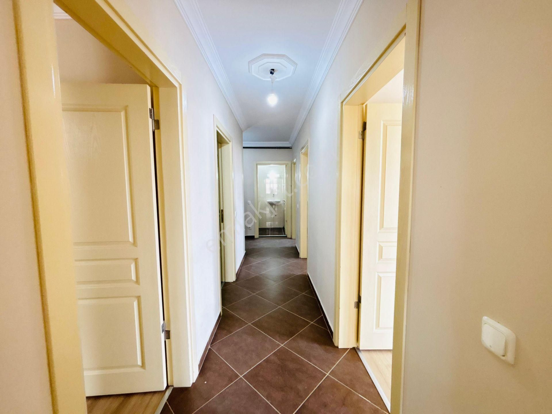 Güven'den İstasyonda Butik Sitede Hızlı Trene Yakın 3+1 Daire - Görsel 18