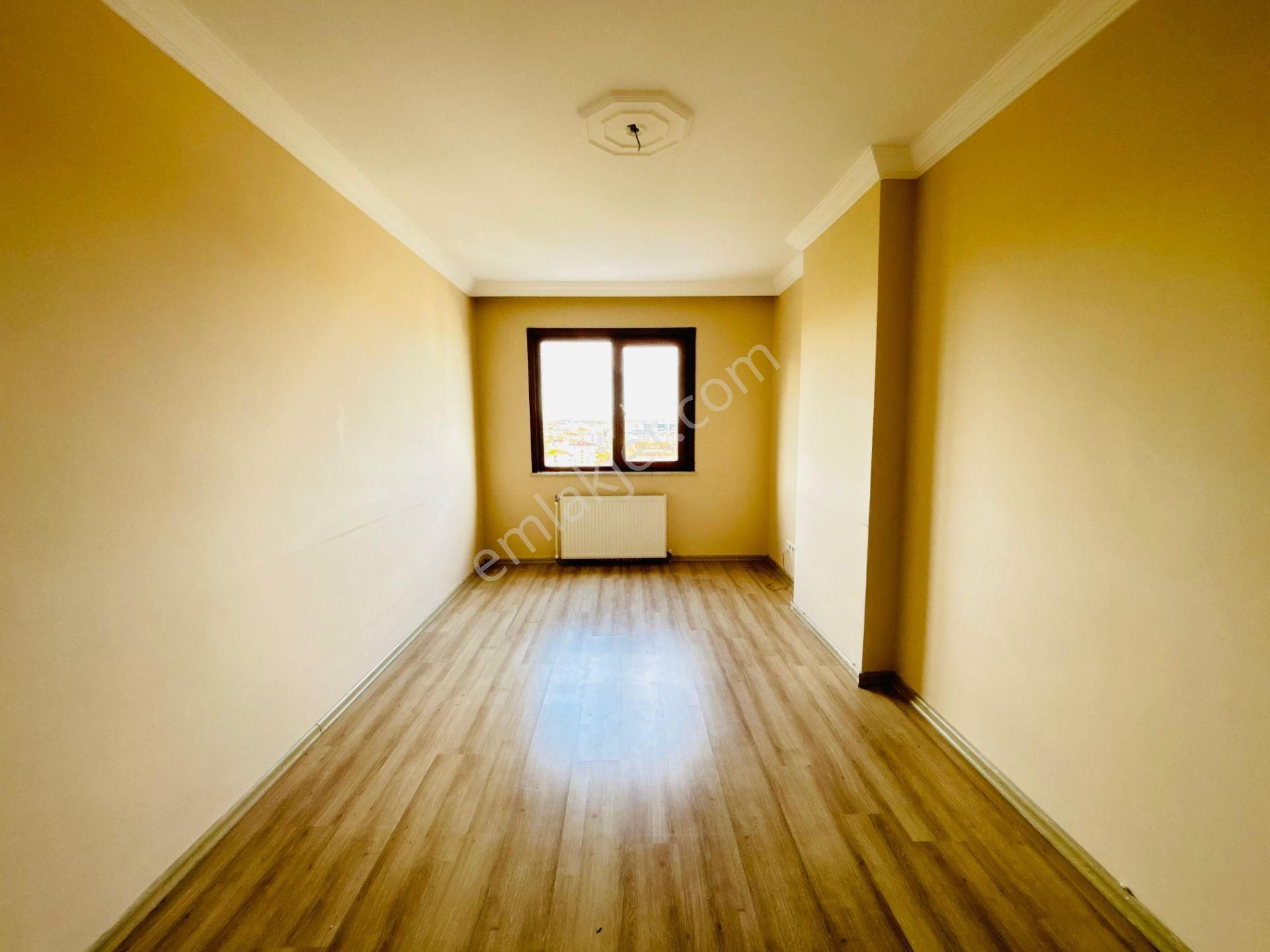 Güven'den İstasyonda Butik Sitede Hızlı Trene Yakın 3+1 Daire - Görsel 13