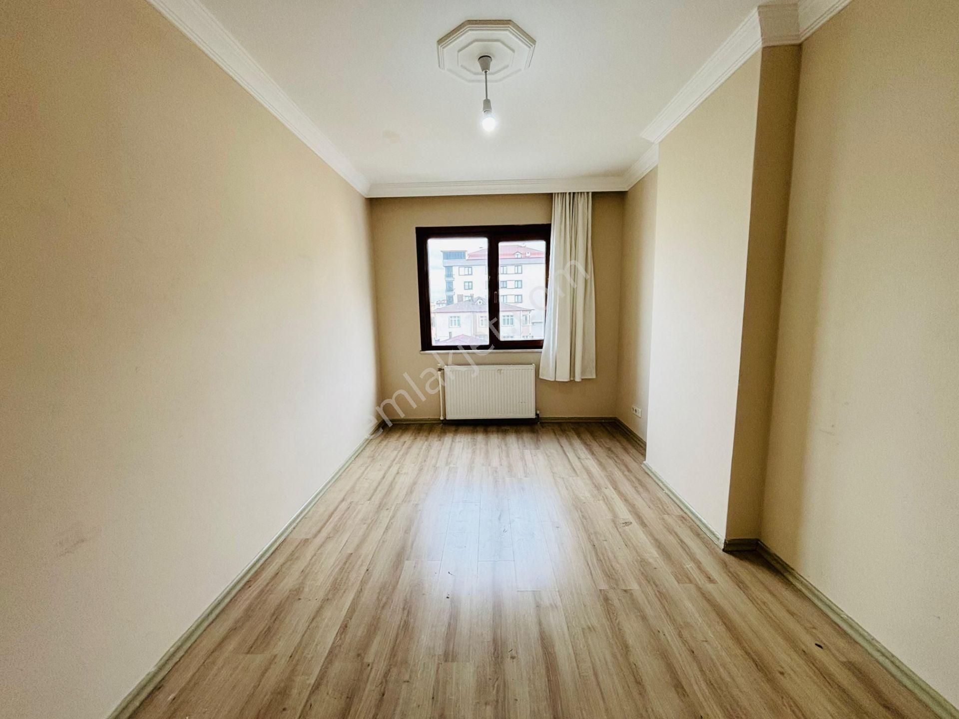 Güven'den İstasyonda Butik Sitede Hızlı Trene Yakın 3+1 Daire - Görsel 9