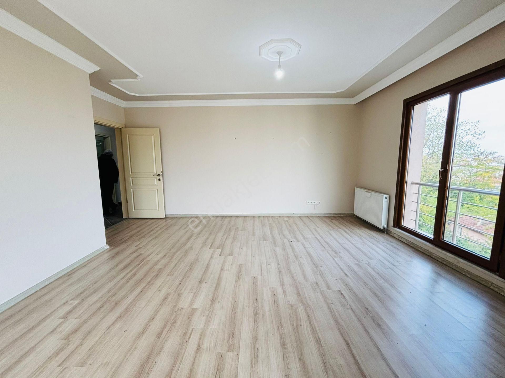 Güven'den İstasyonda Butik Sitede Hızlı Trene Yakın 3+1 Daire - Görsel 7