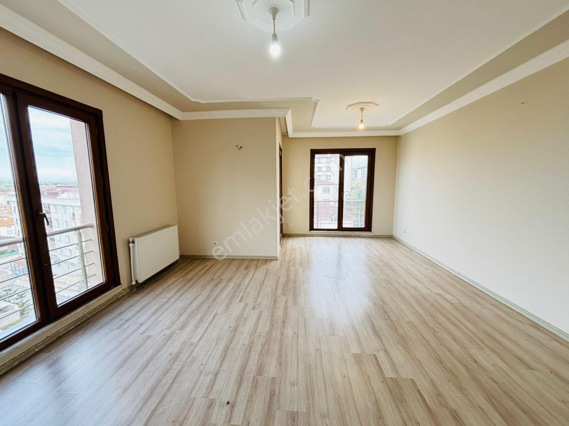 Güven'den İstasyonda Butik Sitede Hızlı Trene Yakın 3+1 Daire - Görsel 6