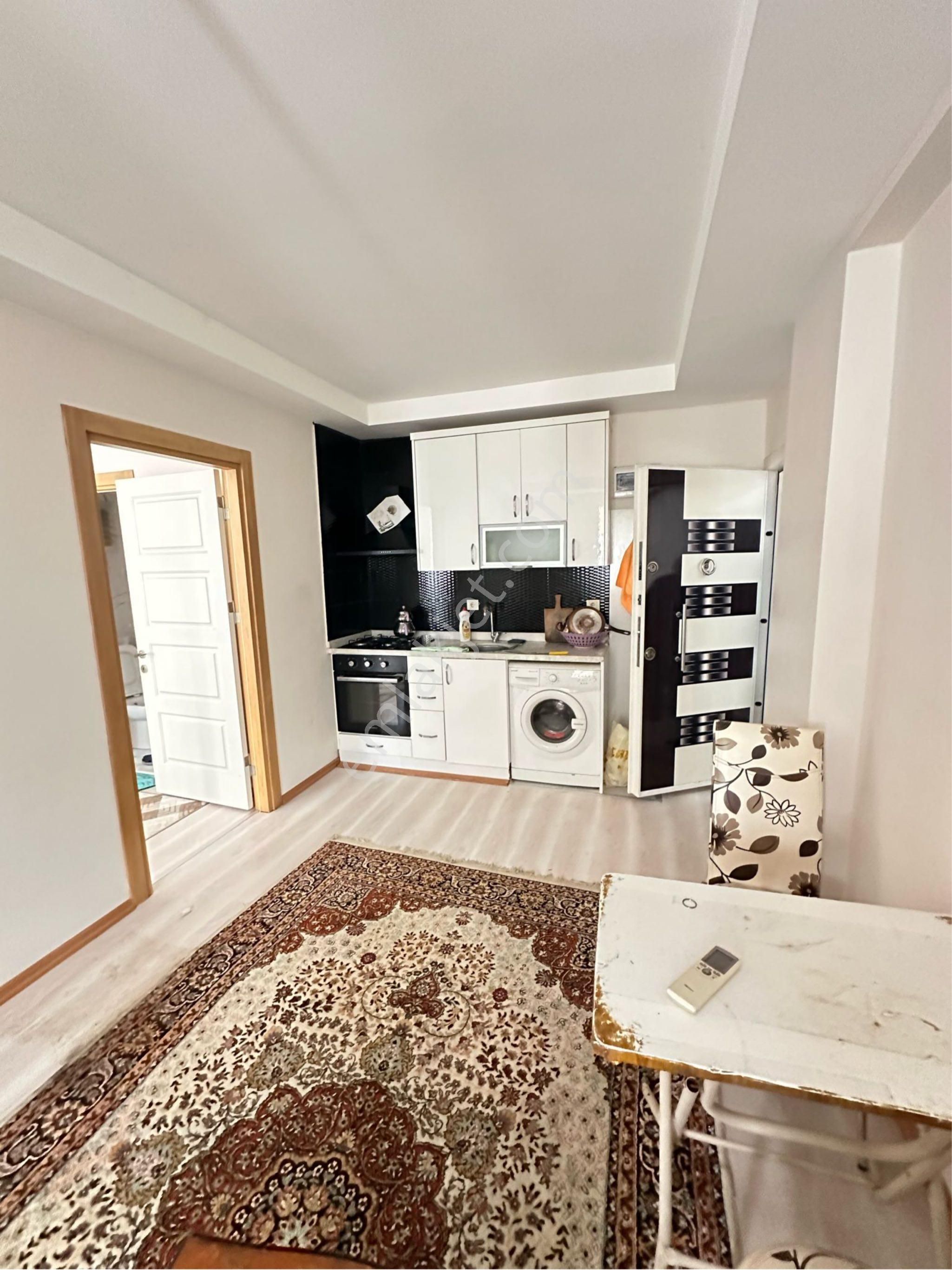 Beyazevlerde 1+1 Eşyalı Cazip Kiralık Daire