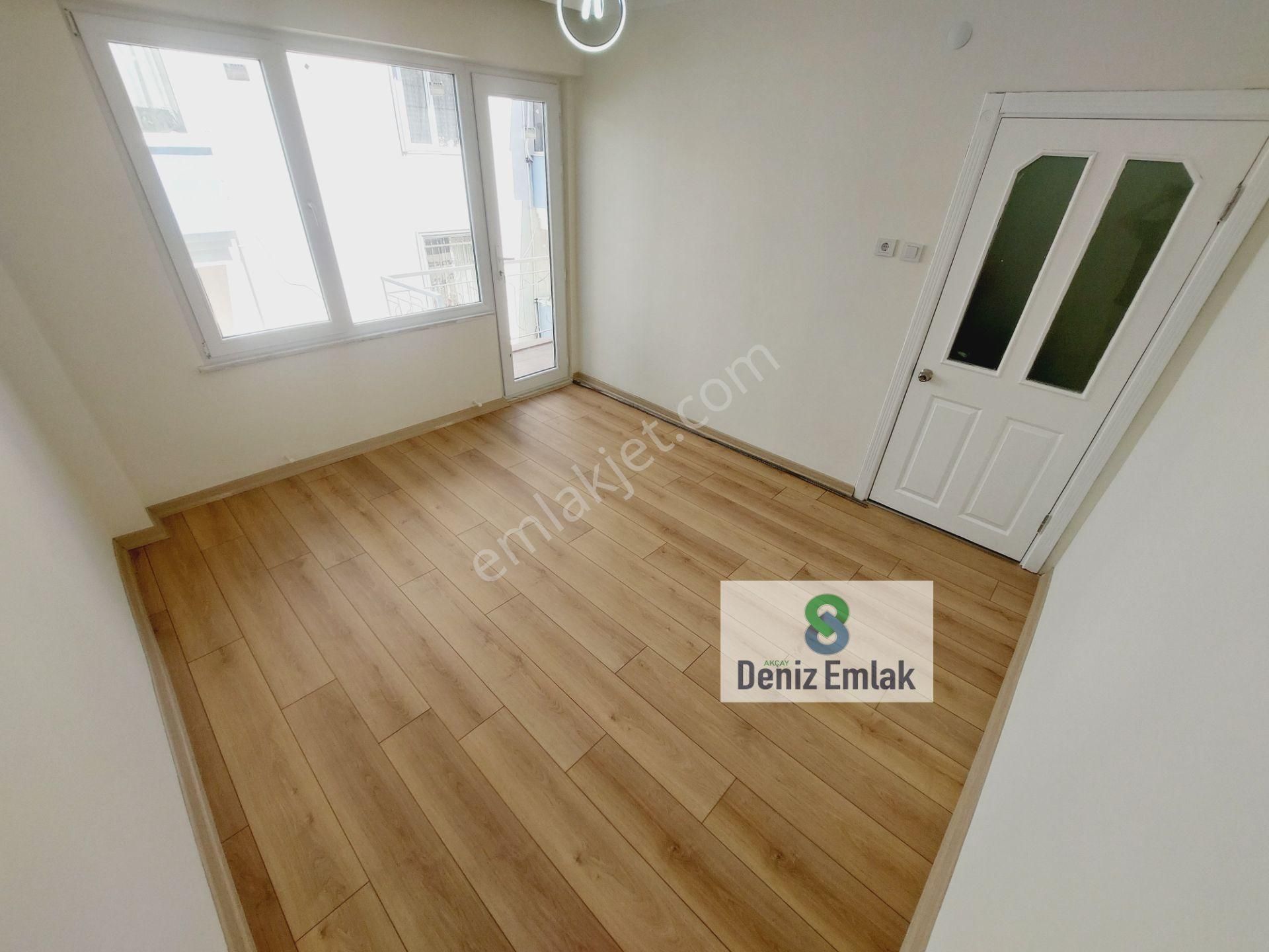 Denizden Akçay Yenimahallede Arakat Masrafsız Satılık 3+1 Daire. - Görsel 16