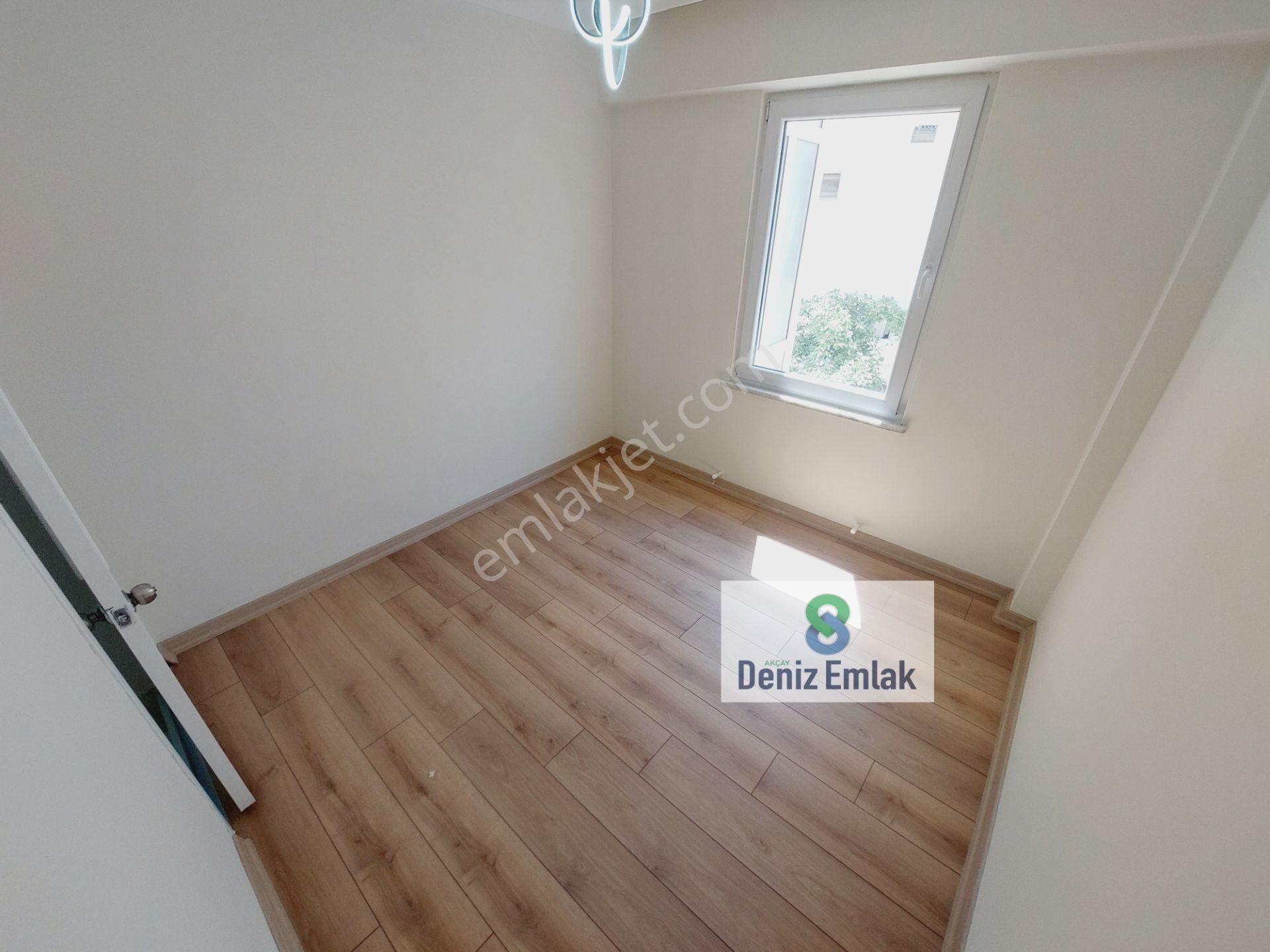 Denizden Akçay Yenimahallede Arakat Masrafsız Satılık 3+1 Daire. - Görsel 17