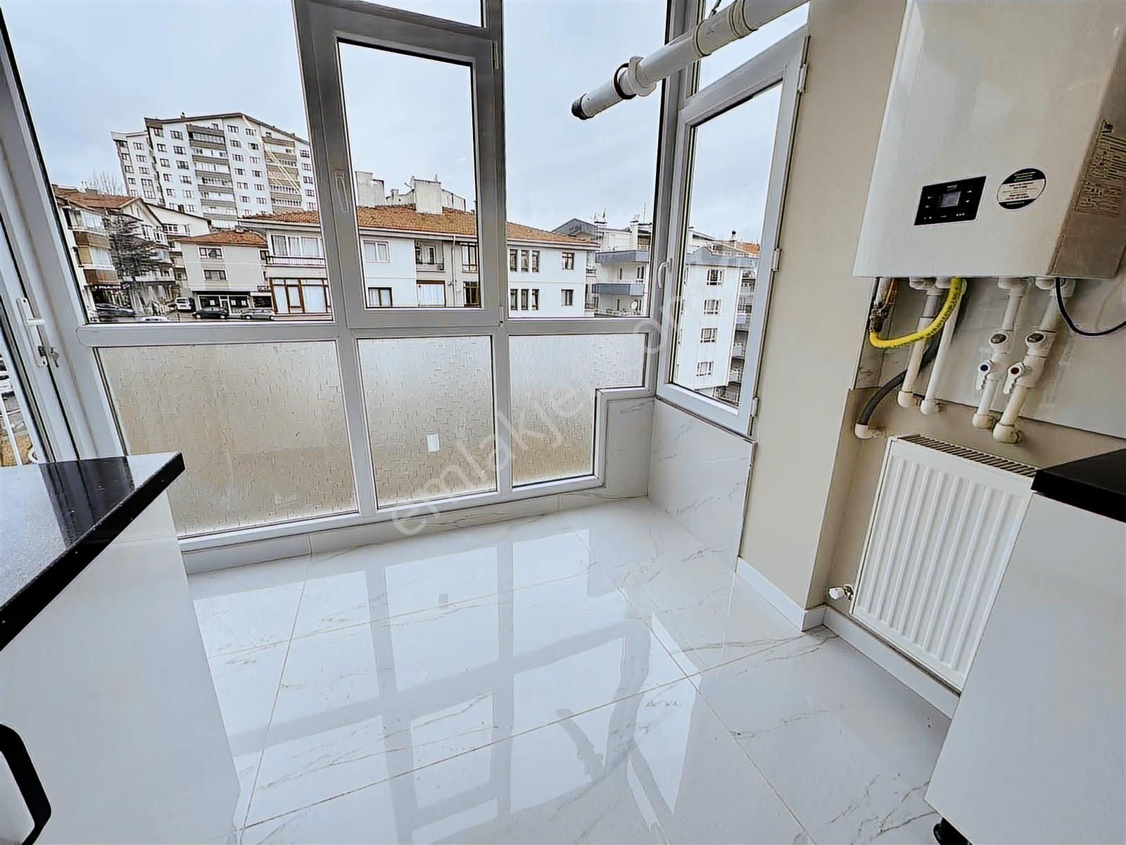 Tenor'dan Sinan Cd. Vadi Yanı 3+1 Öncephe Kiler Yalıtım Güney C. - Görsel 3