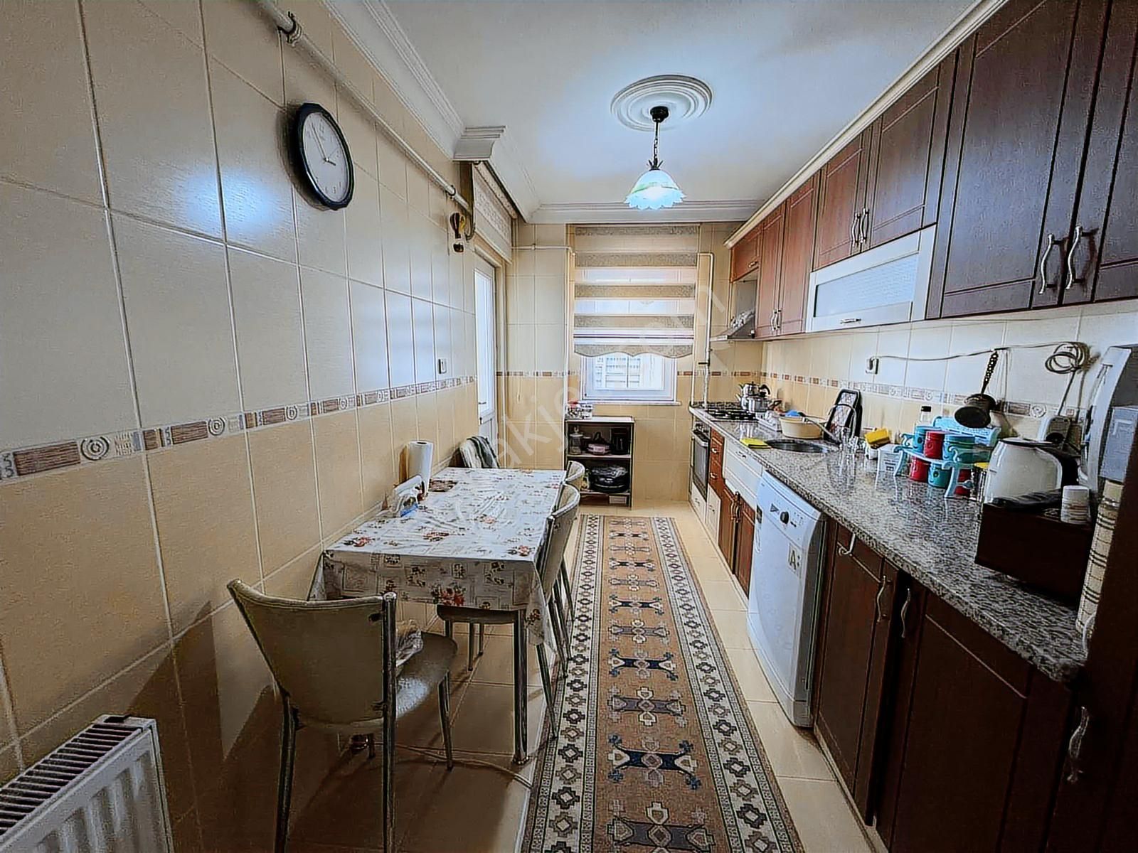 Çerkezköy Merkezde Satılık İskanlı 3+1 Daire - Görsel 3