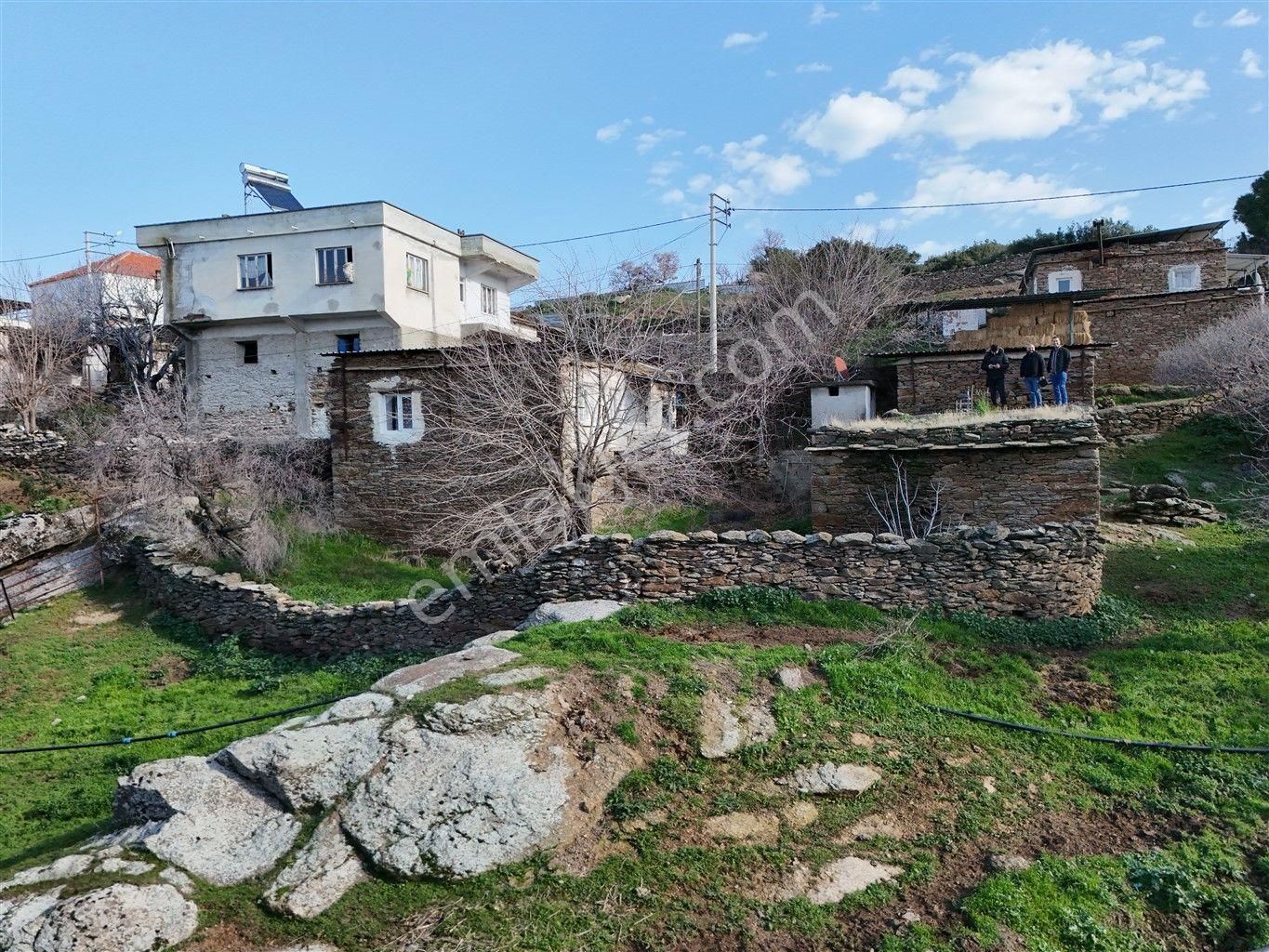 457 M² Arsa İçerisinde Kagir Ev + Ahır + Avlulu Yaşam - Görsel 21