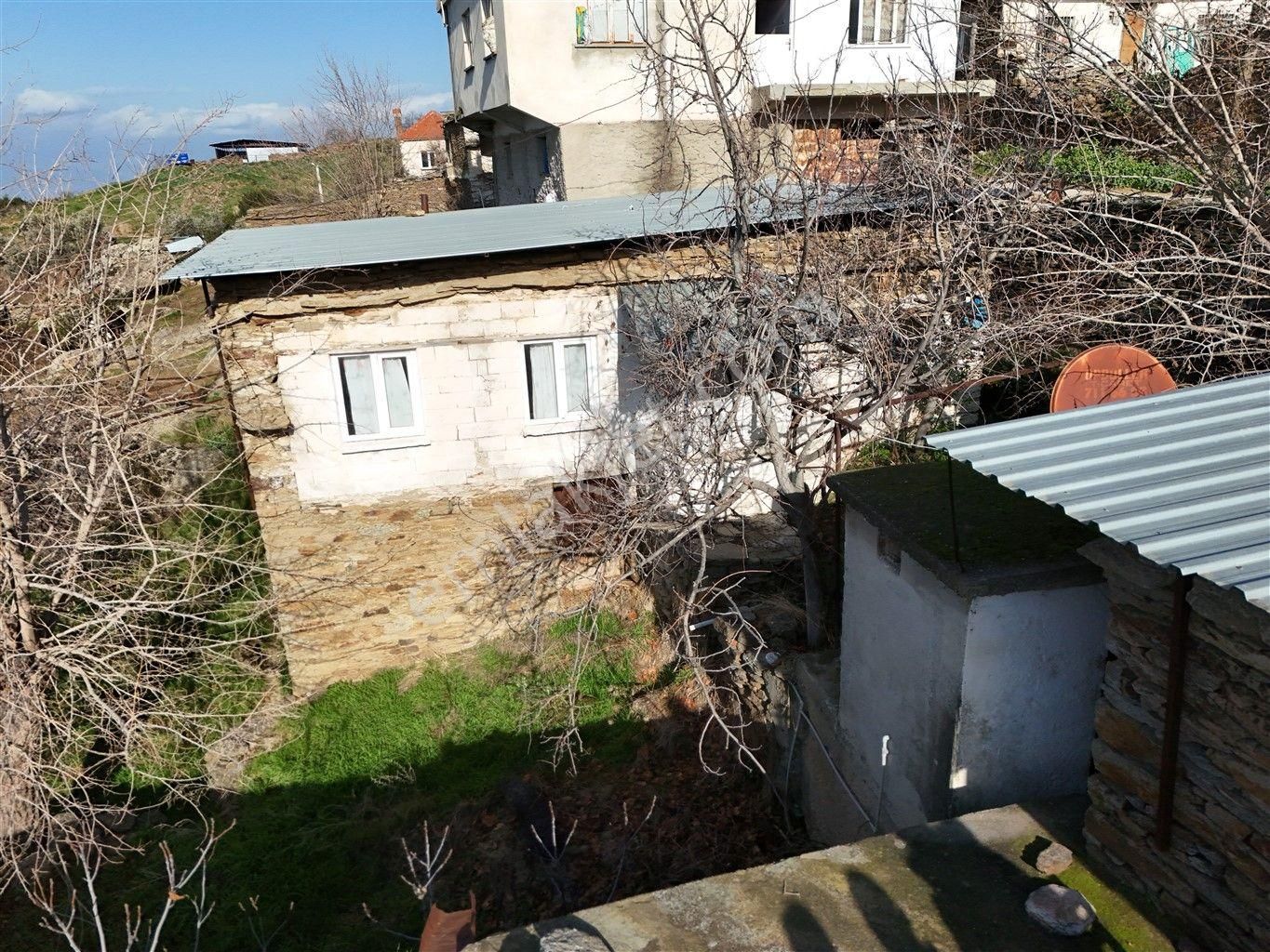 457 M² Arsa İçerisinde Kagir Ev + Ahır + Avlulu Yaşam - Görsel 24