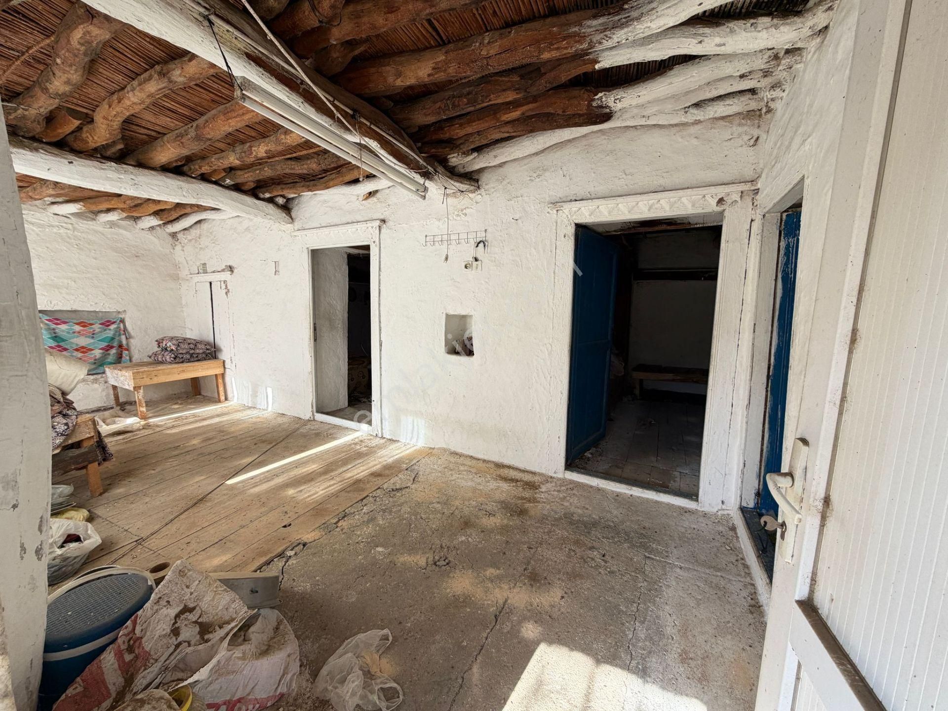 457 M² Arsa İçerisinde Kagir Ev + Ahır + Avlulu Yaşam - Görsel 10