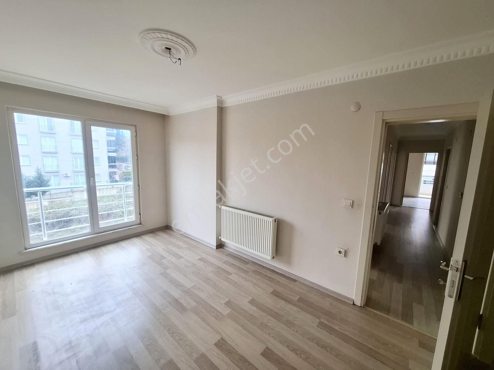 Gümüşlükte Kiralık 3.kat 3+1 Daire Yeni Gibi - Görsel 27