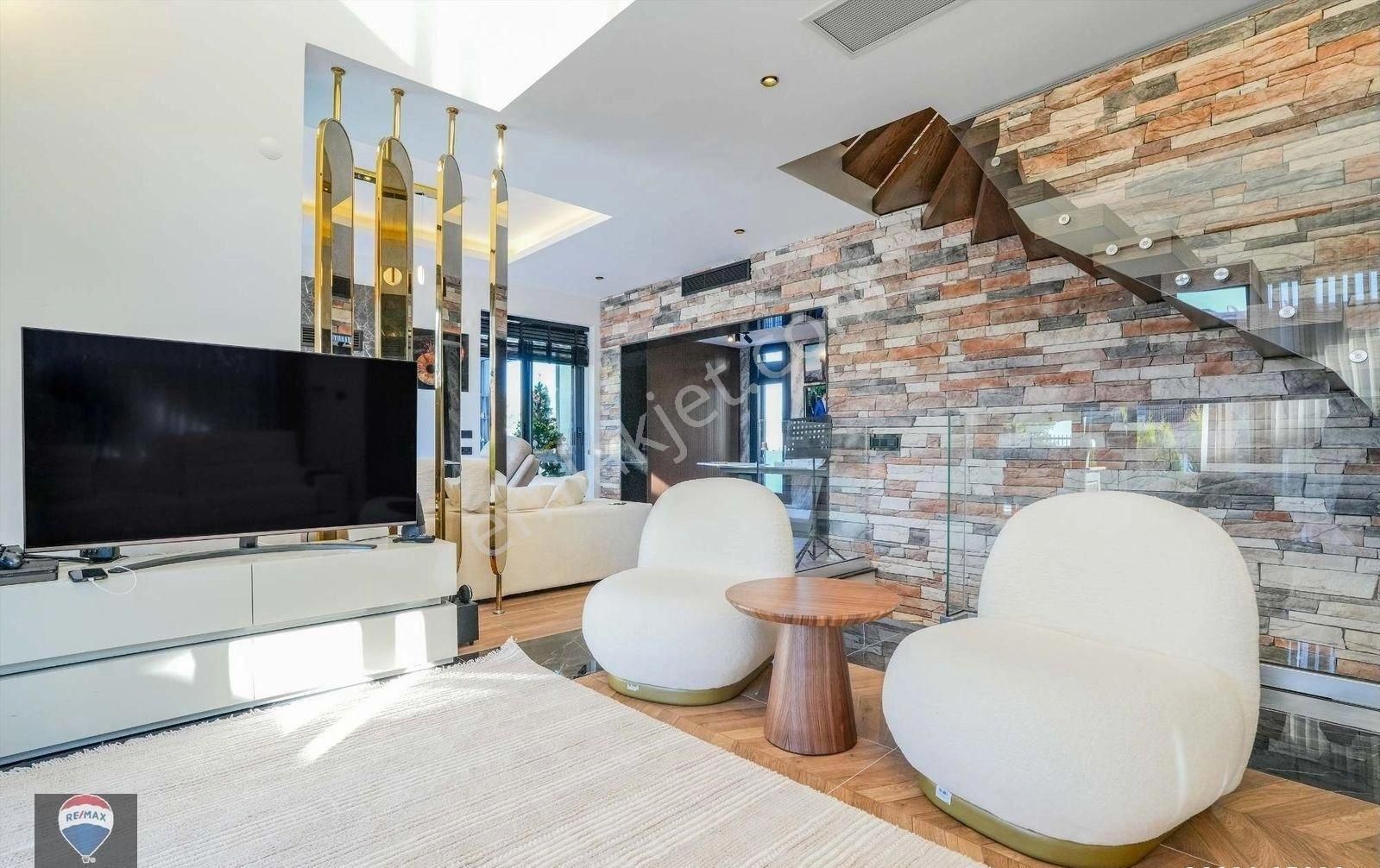 Kuşadası Perla Manzara Villaları 5+1 Özel Havuzlu Asansörlü Villa - Görsel 26