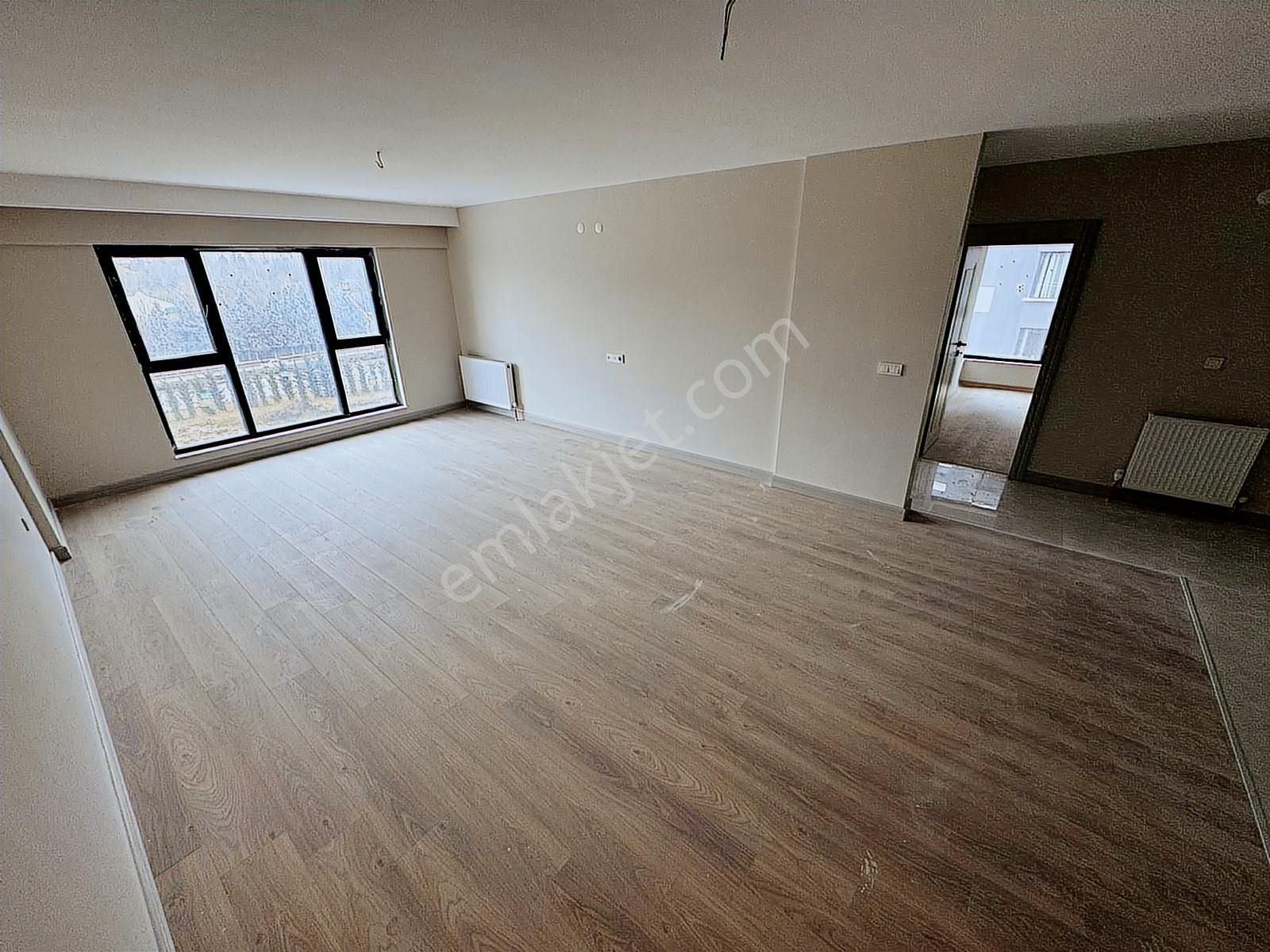 Adres Göksu Göl Manzaralı Satılık 4+1 Lüx Daire - Görsel 3