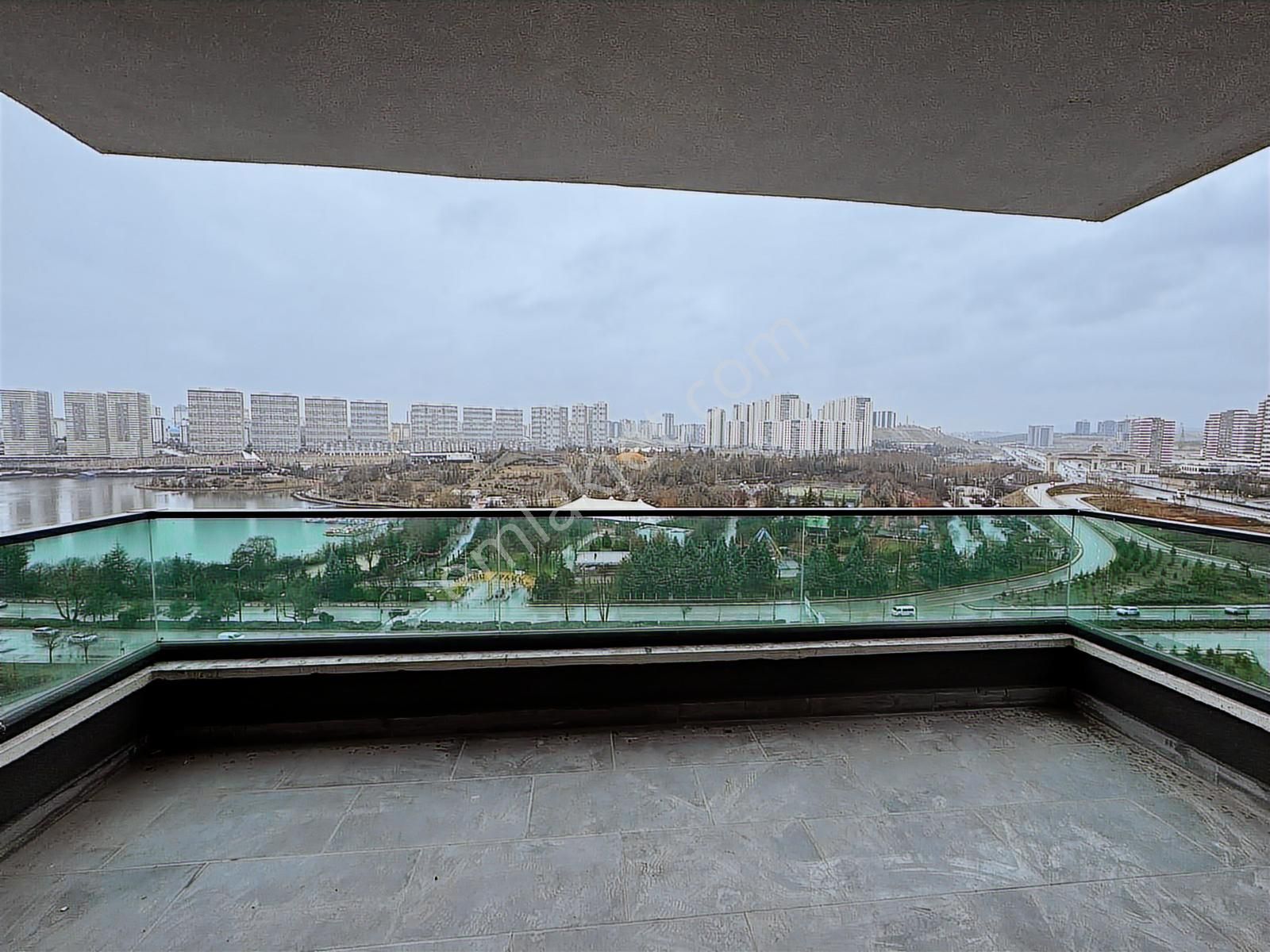 Adres Göksu Göl Manzaralı Satılık 4+1 Lüx Daire - Görsel 26