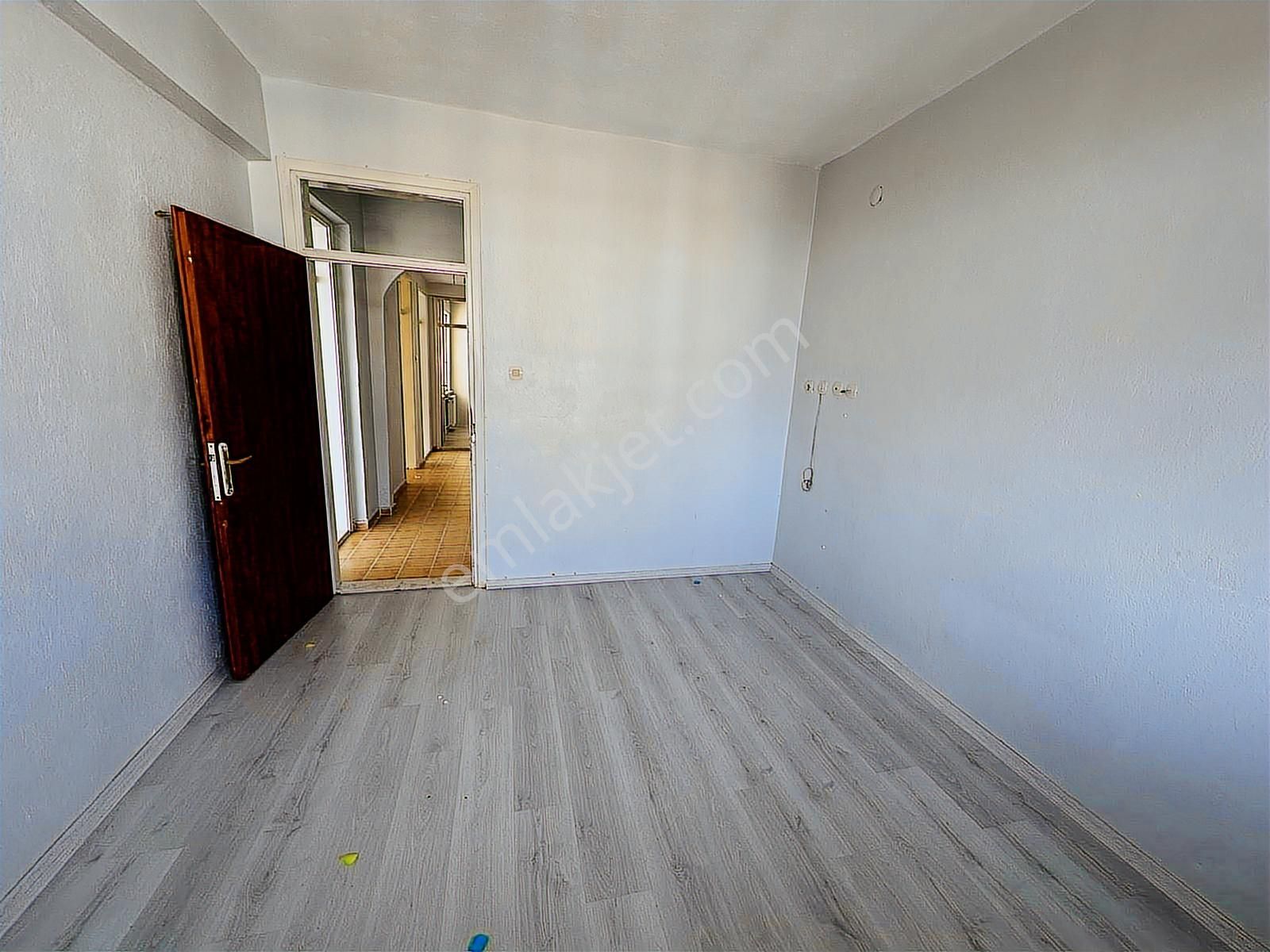 Bosna Her. Mh. 3+1/110m2 Komek Karşısı Aile Muhiti Kiralık Daire - Görsel 3