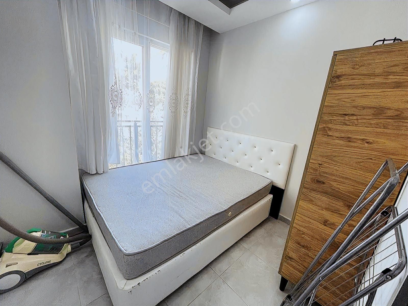Ahatlı'da Arakat Asansörlü Full Eşyalı 1+1 Kiralık - Görsel 35