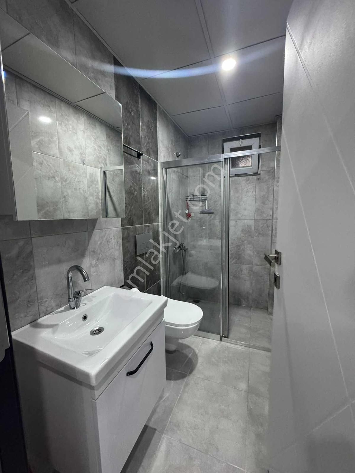 Ahatlı'da Arakat Asansörlü Full Eşyalı 1+1 Kiralık - Görsel 33