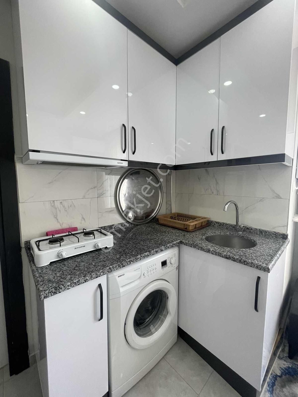 Ahatlı'da Arakat Asansörlü Full Eşyalı 1+1 Kiralık - Görsel 27