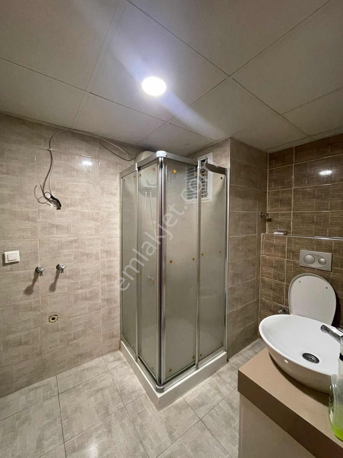 Kulepark~farkıyla~atü~üni~yanı~bulvar~üzeri~1+1~eşyalı~teraslı - Görsel 11