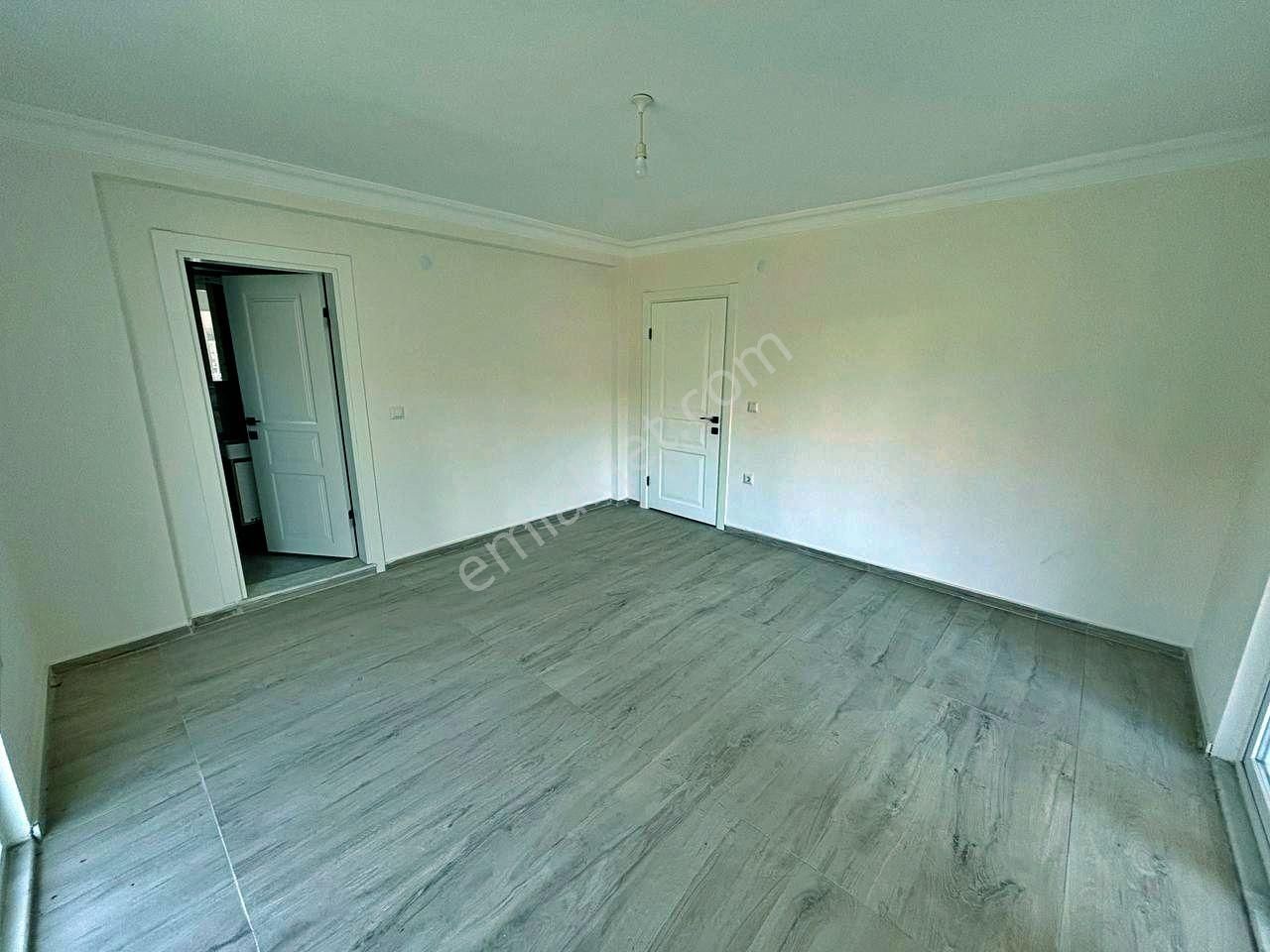 Uytundan Burhaniye Mahkeme Mahallesinde Arakat Satılık 3+1 Daire - Görsel 27