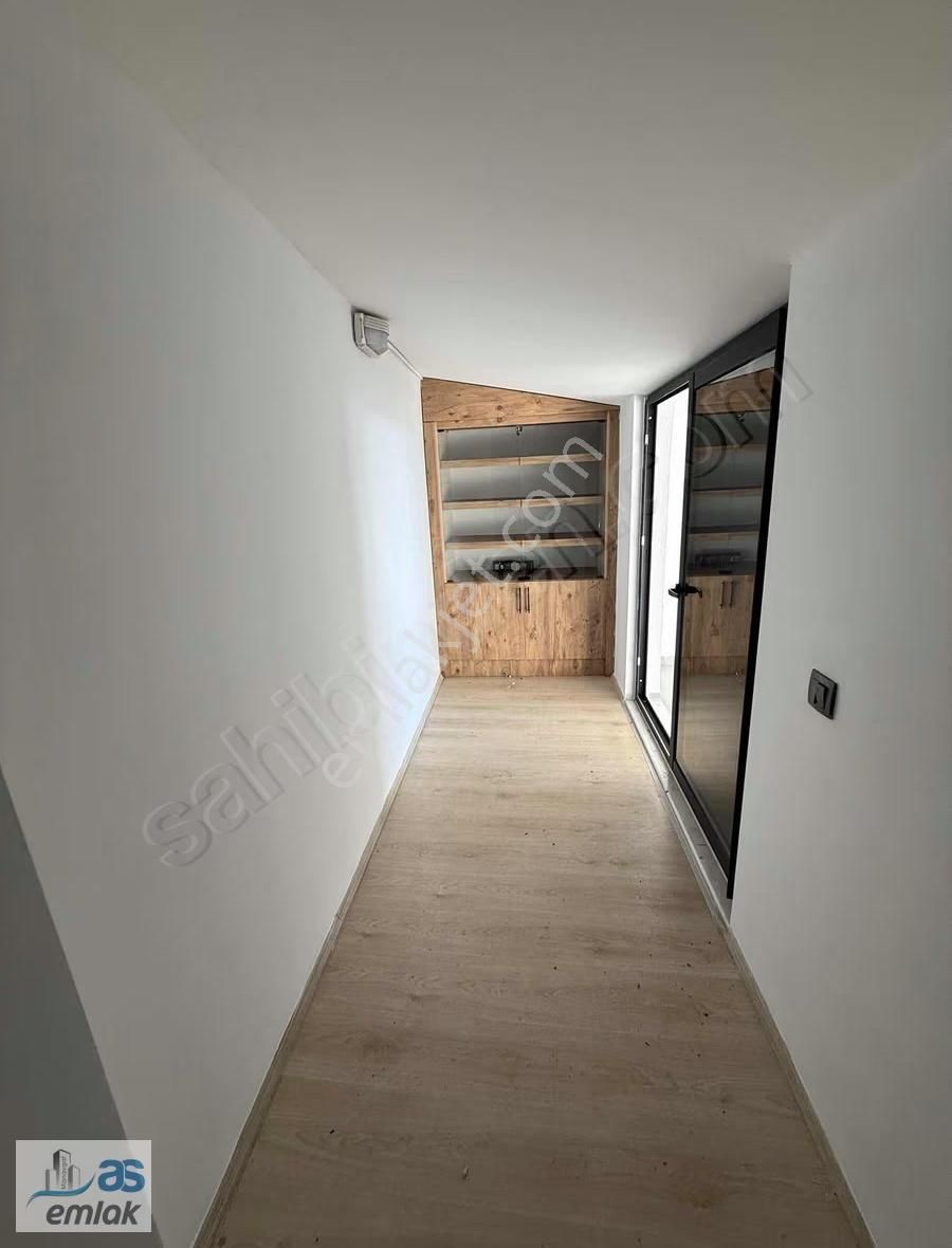 Aşağı Hısar Mah. Zümrüt Plazada 2+2 Dubleks Ofis - Görsel 2