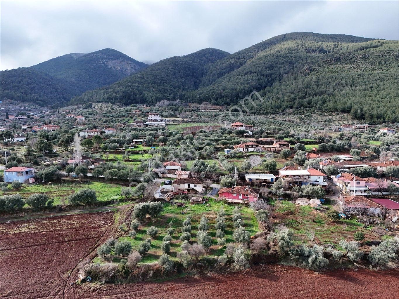 Fırsat İlan..! Satılık %40 İmarlı 2.587 M² Arsa+2 Ev - Görsel 27