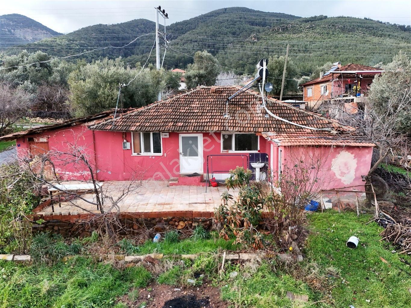 Fırsat İlan..! Satılık %40 İmarlı 2.587 M² Arsa+2 Ev - Görsel 14
